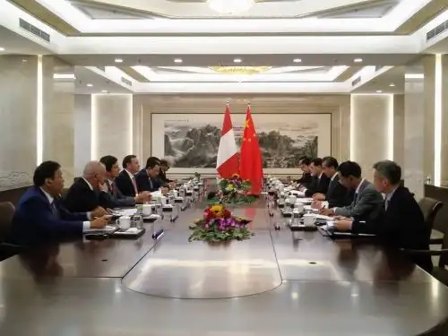 Canciller Néstor Popolizio en visita oficial a China.