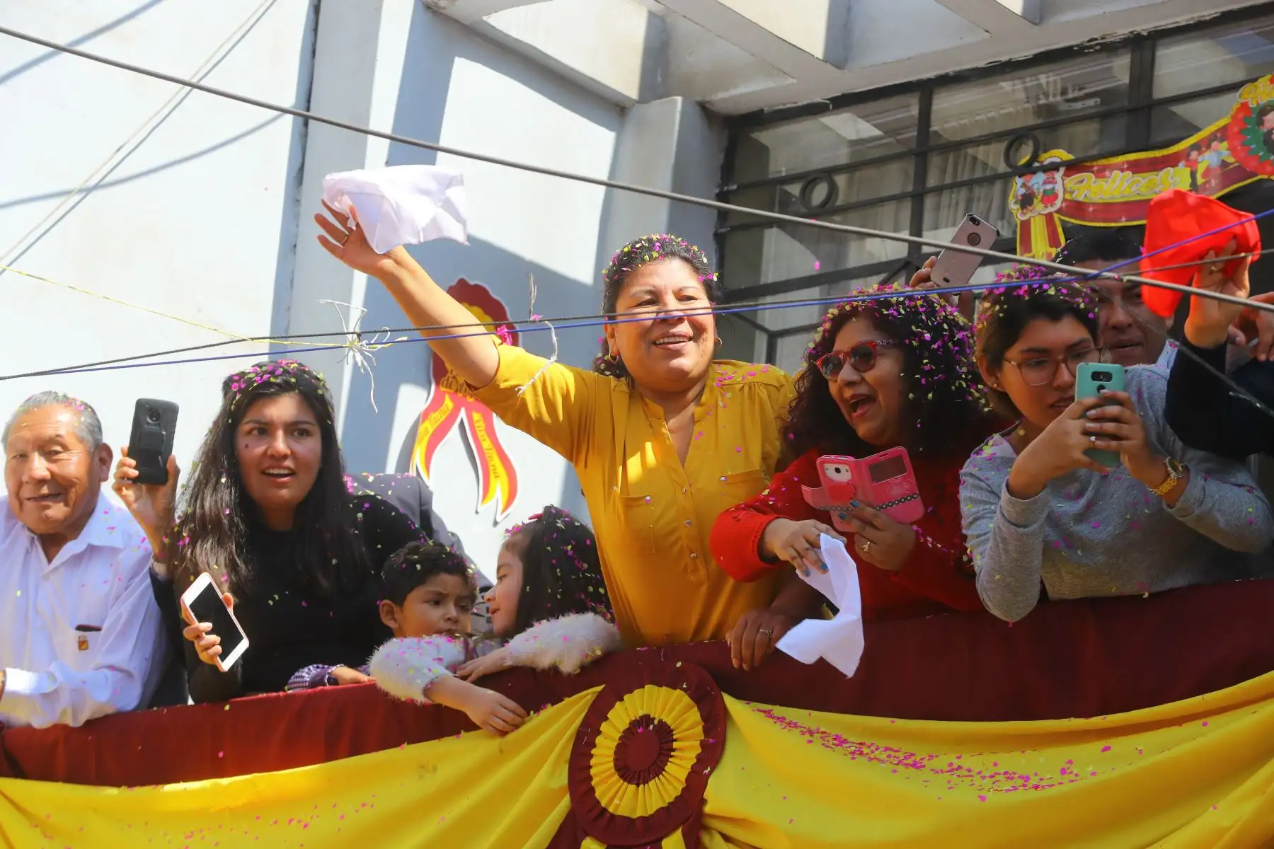 Jefe de Estado, Martín Vizcarra, participa en la Solemne Procesión de la Bandera Nacional en Tacna, en el marco del 89° aniversario de reincorporación de la ciudad heroica. Foto: ANDINA/Prensa Presidencia