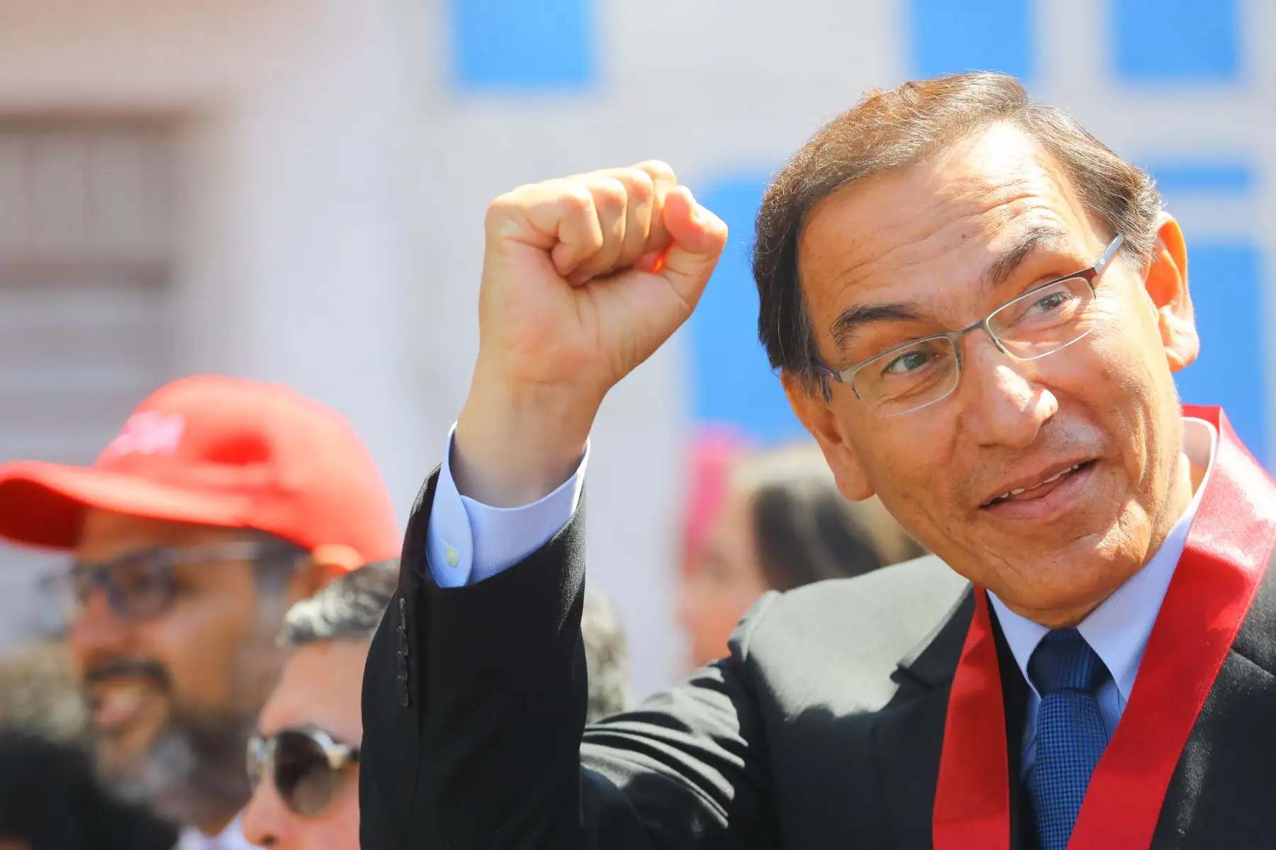 Jefe de Estado, Martín Vizcarra, participa en la Solemne Procesión de la Bandera Nacional en Tacna, en el marco del 89° aniversario de reincorporación de la ciudad heroica. Foto: ANDINA/Prensa Presidencia