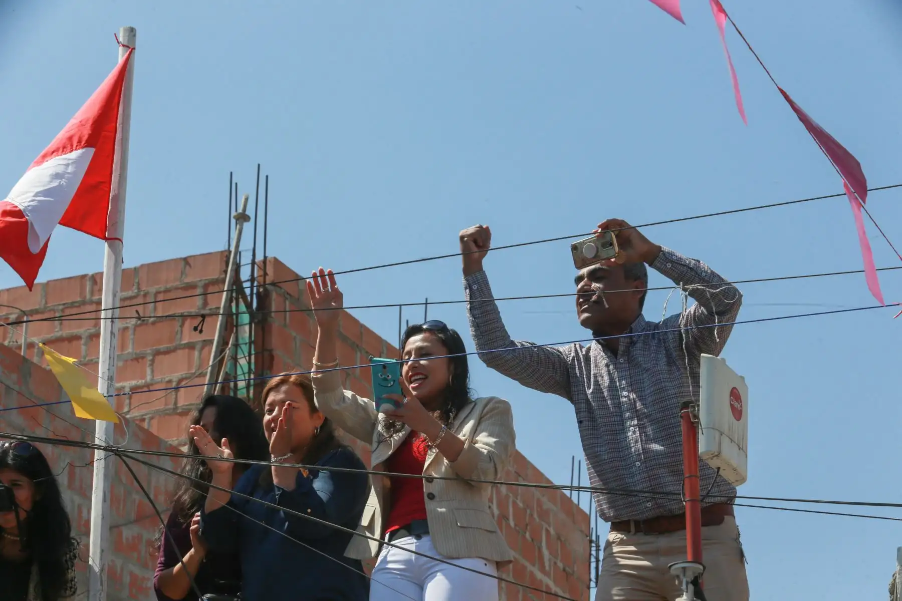Jefe de Estado, Martín Vizcarra, participa en la Solemne Procesión de la Bandera Nacional en Tacna, en el marco del 89° aniversario de reincorporación de la ciudad heroica. Foto: ANDINA/Prensa Presidencia