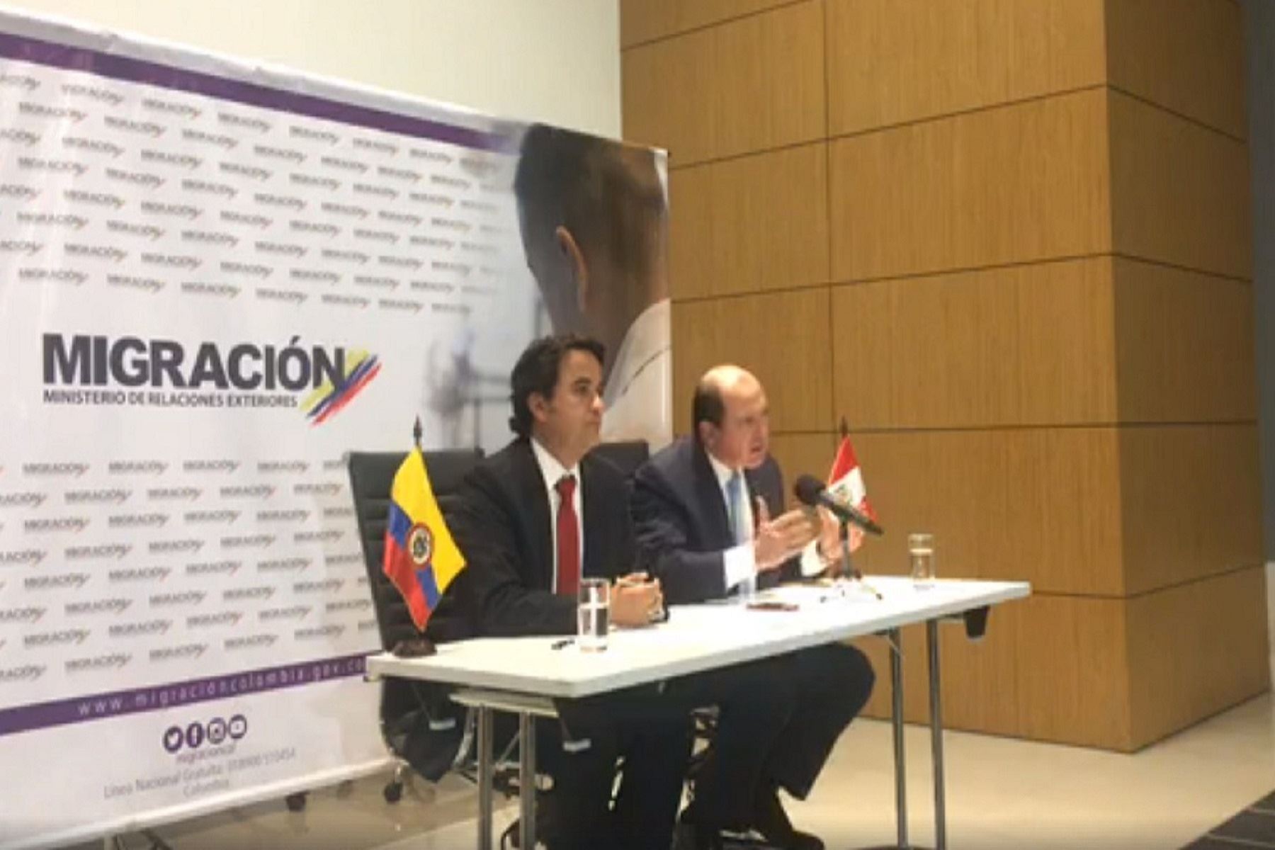 Perú y Colombia acuerdan compartir base de datos de migrantes venezolanos. Foto: Migraciones.