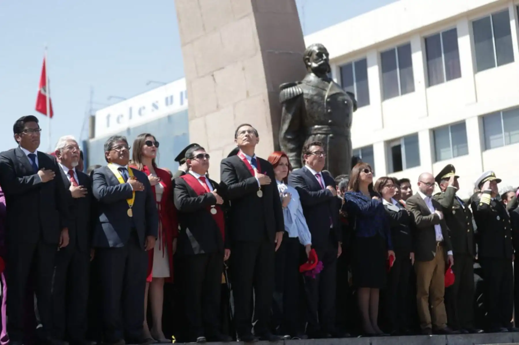 Al ser considerada una ciudad simbólica del Bicentenario de la Independencia del Perú, Tacna contará muy pronto con la peatonalización del Paseo Cívico y el mejoramiento integral del Eje Vial de la Procesión de la Bandera, como parte de la intervención urbanística del Ministerio de Vivienda, Construcción y Saneamiento y la Municipalidad Provincial de Tacna.