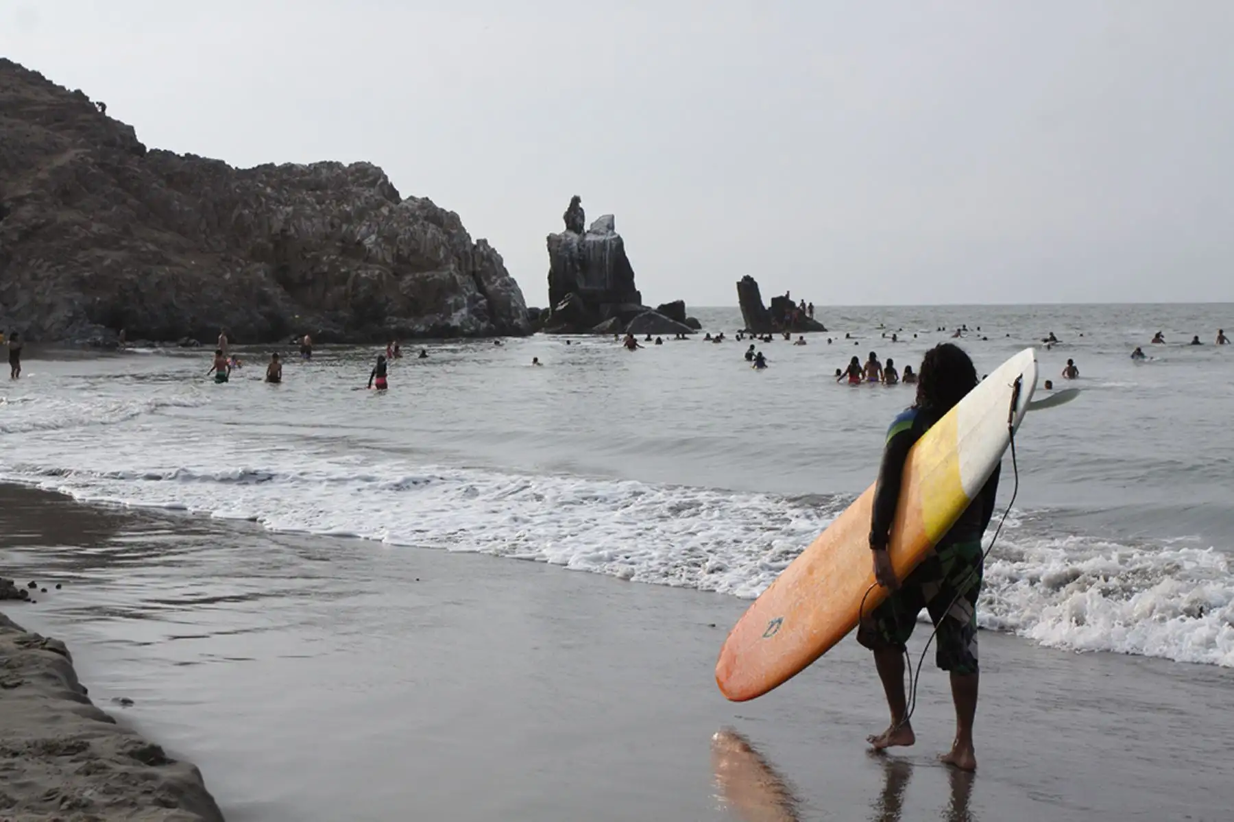 Playa en Cerro Azul. Foto: Diario EL PERUANO / Melina Mejía