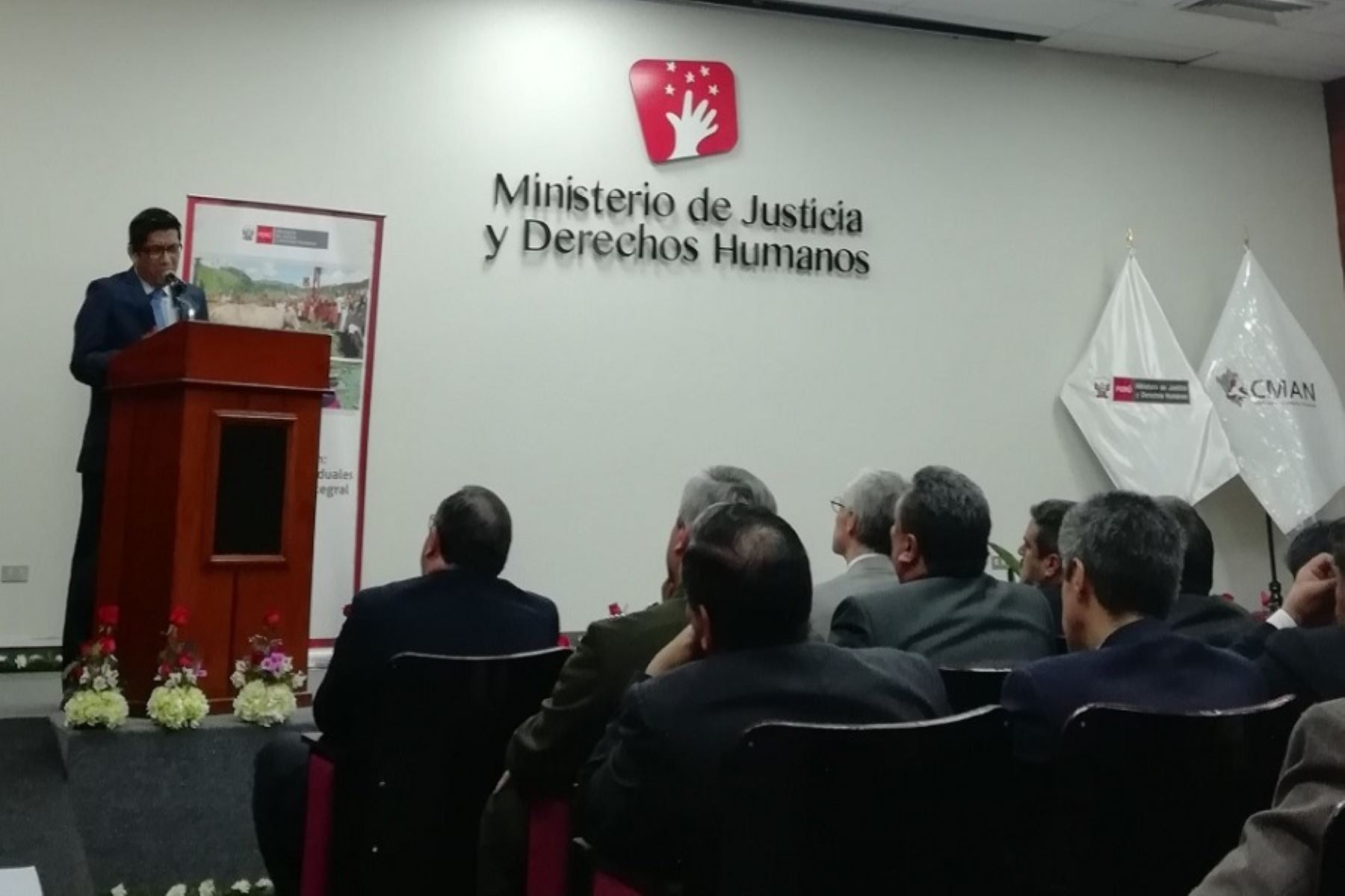 Ministro de Justicia y Derechos Humanos, Vicente Zeballos.