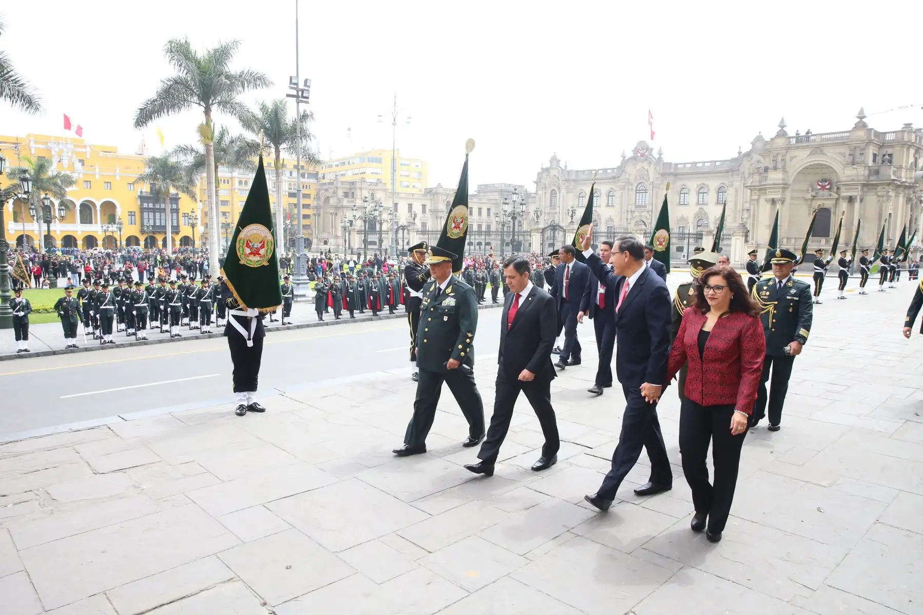 Presidente de la República, Martín Vizcarra, asiste a misa en homenaje a santa Rosa de Lima, en la Basílica Catedral. Foto: ANDINA/Prensa Presidencia.