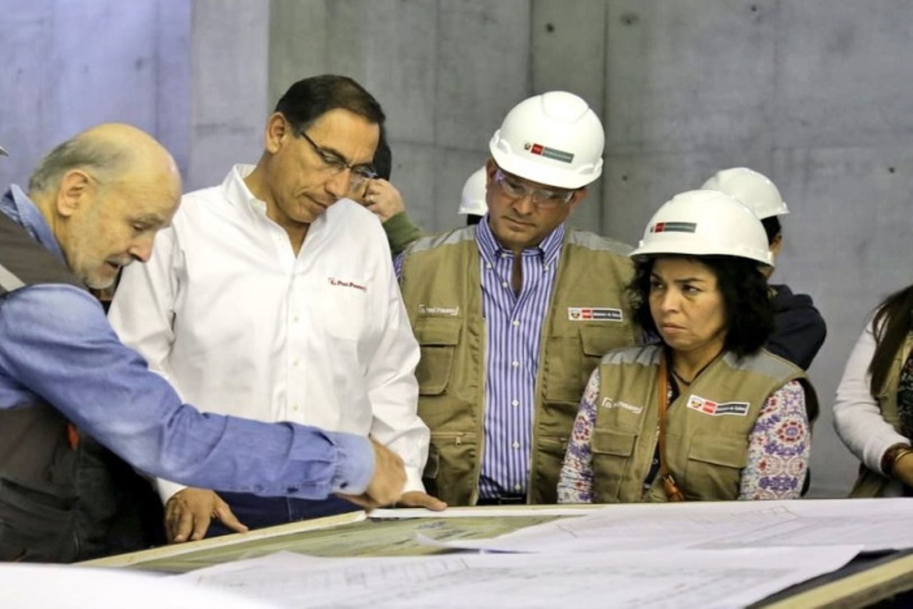 Jefe del Estado, Martín Vizcarra, inspeccionó obras de construcción del nuevo Museo Nacional del Perú en Lurín.