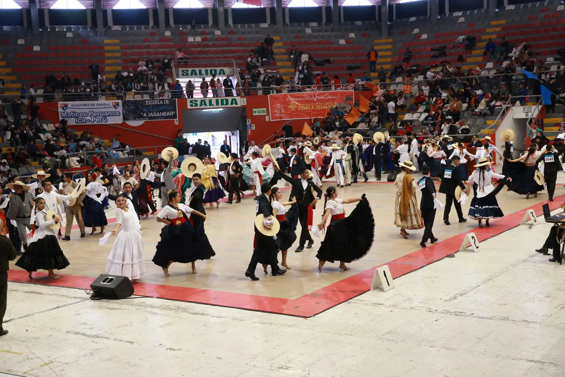 VIII Concurso de Marinera Norteña, a beneficio de los pacientes del Hospital del Niño. Foto: ANDINA/Norman Córdova