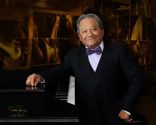Armando Manzanero.