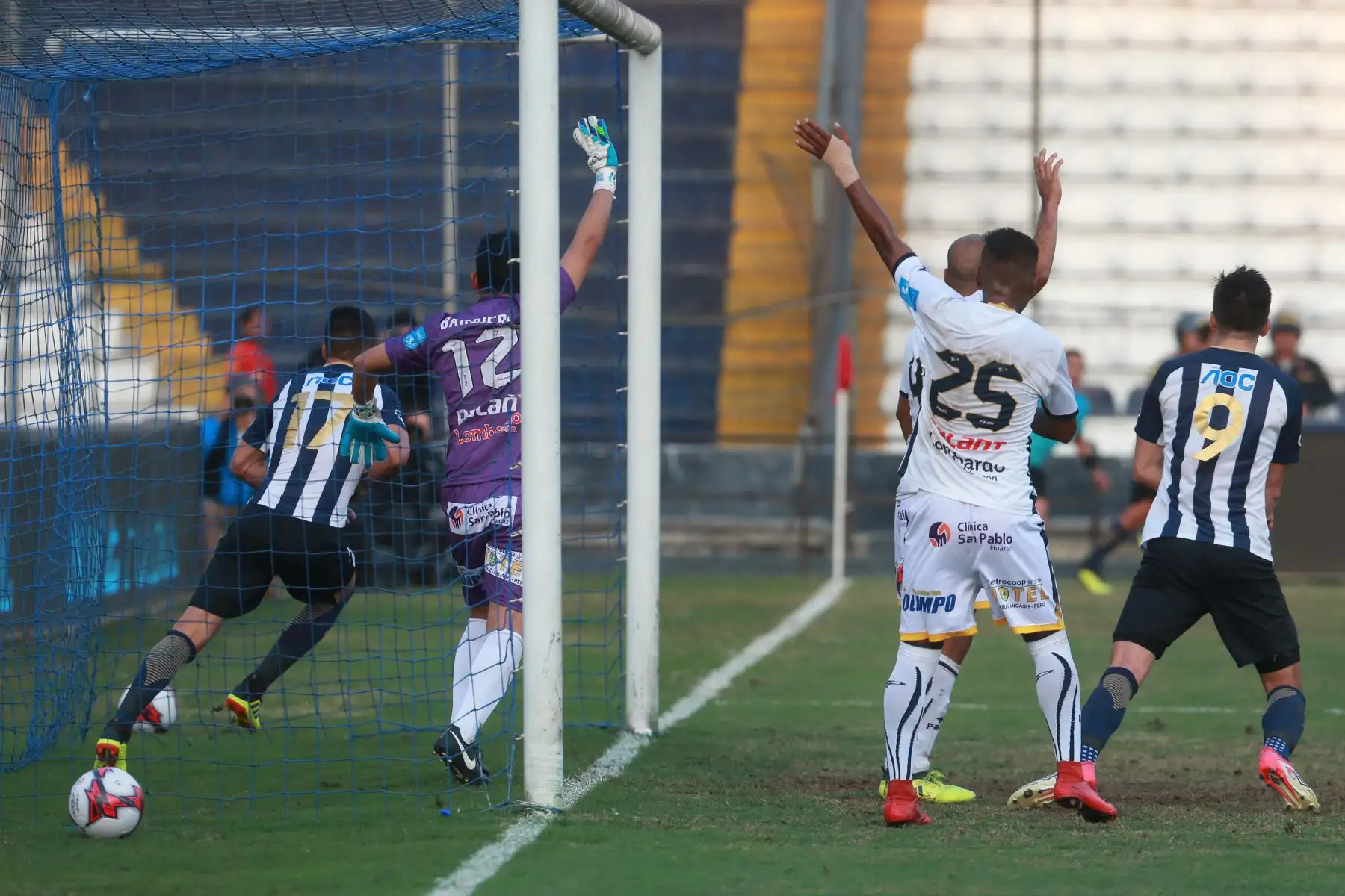 Alianza Lima venció 1 a 0 Sport Rosario en el Torneo de Clausura. Foto: ANDINA/Vidal Tarqui