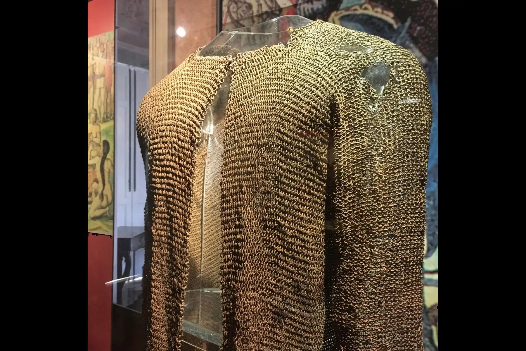 Vista de las pieza únicas en la exhibición en el Museo Nacional en Río de Janeiro, Brasil, el 9 de octubre de 2017.
Un incendio masivo el 2 de septiembre de 2018 destrozó el atesorado Museo Nacional de Río de Janeiro, uno de los más antiguos de Brasil, en lo que el presidente de la nación calificó como una "trágica" pérdida de conocimiento y patrimonio. Incluso antes de que las brasas empezaran a enfriarse la madrugada del lunes, el dolor por la gran pérdida cultural había dado paso a la ira por los recort