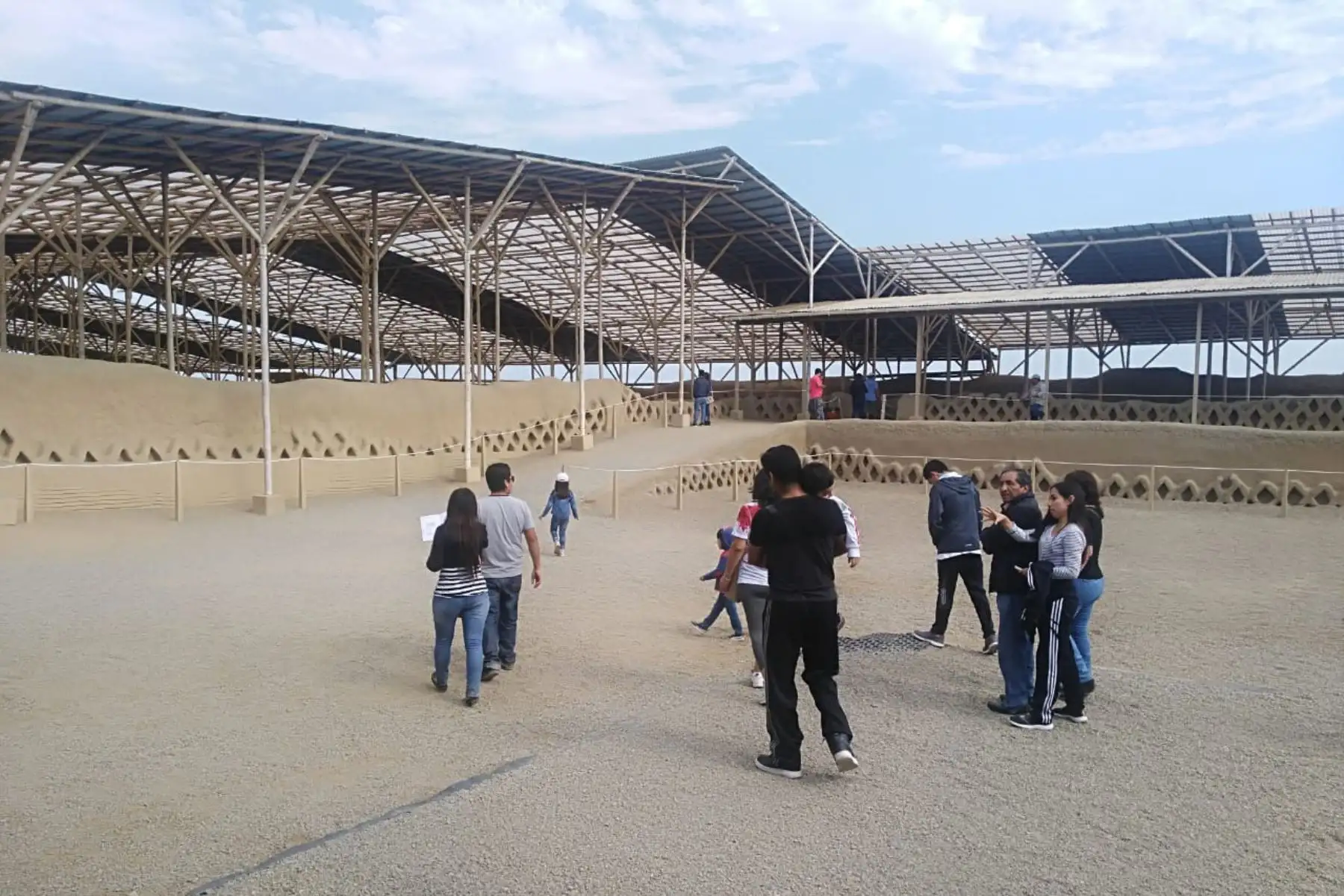 Más de 3,500 peruanos visitaron complejo arqueológico Chan Chan el domingo gracias a Museos Abiertos. ANDINA