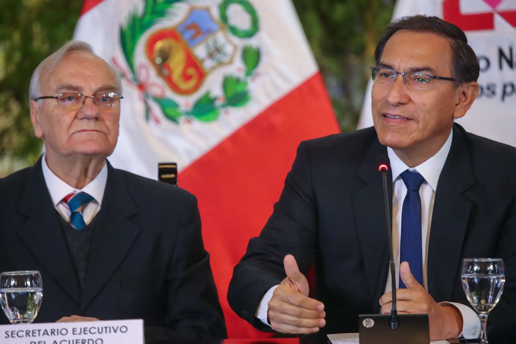 Presidente de la República, Martin Vizcarra, lidera la reunión del Acuerdo Nacional sobre la Reforma Política y del Sistema de Justicia. Foto: ANDINA/Prensa Presidencia