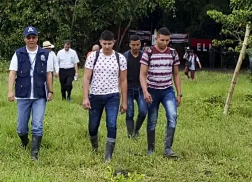 Los tres soldados liberados por la guerrilla del ELN en Arauca Foto: AFP