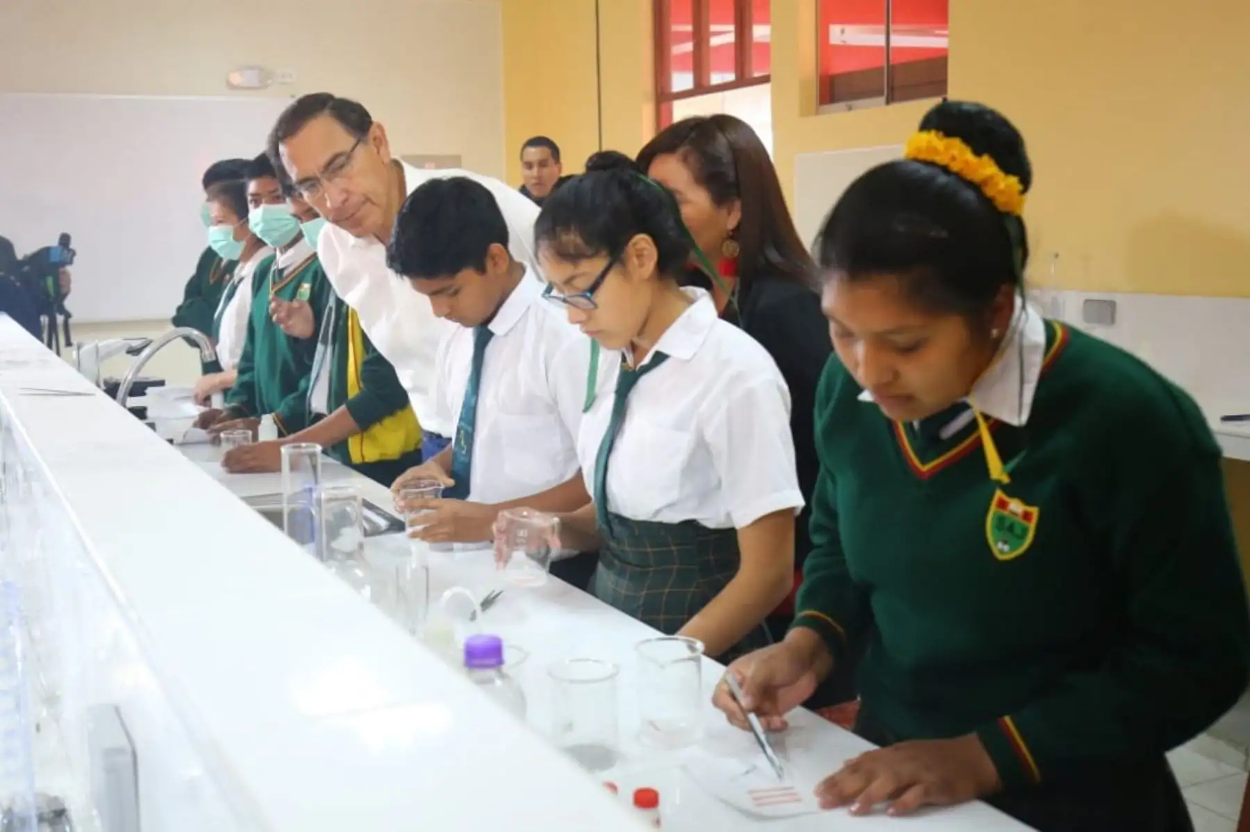 Presidente Martín Vizcarra inauguró infraestructura educativa en Huarochirí.