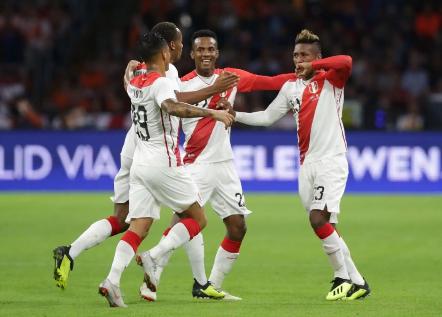 Partido amistoso entre Perú y Holanda , en el  estadio Johan Cruijff Arena en Amsterdam (Holanda). Foto: ANDINA/FPF