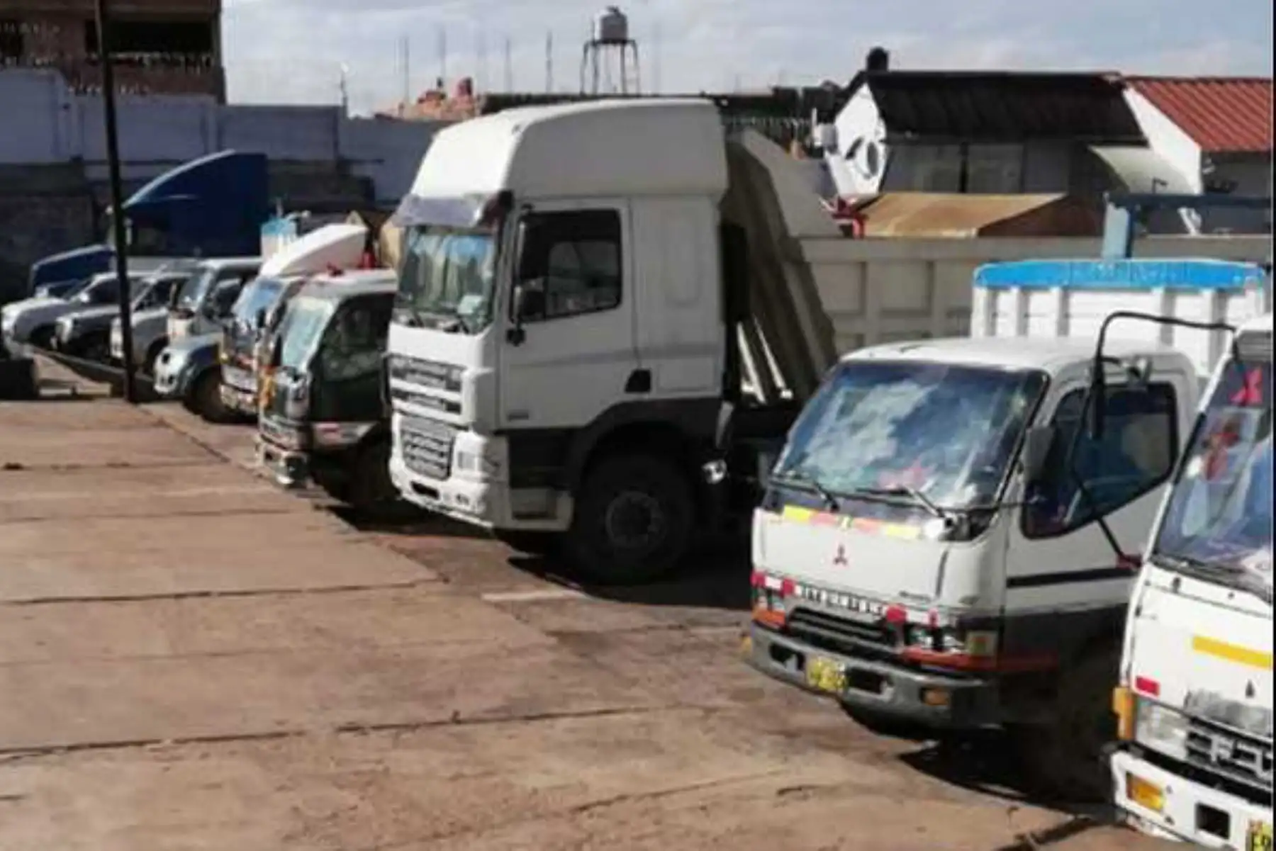 Como parte de las acciones de control aduanero y aplicando herramientas de gestión de riesgo, personal de la Superintendencia Nacional de Aduanas y de Administración Tributaria (Sunat) y autoridades bolivianas realizaron un operativo en Puno con apoyo del Ministerio Público, la Policía Nacional y las Fuerzas Armadas de Bolivia.