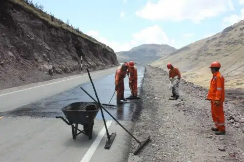 La Autoridad para la Reconstrucción con Cambios (ARCC) gestionó la transferencia de más de 40 millones de soles para financiar 12 obras que permitirán mejorar carreteras, caminos vecinales, pistas y veredas, así como canales de riego que fueran afectadas por El Niño Costero.