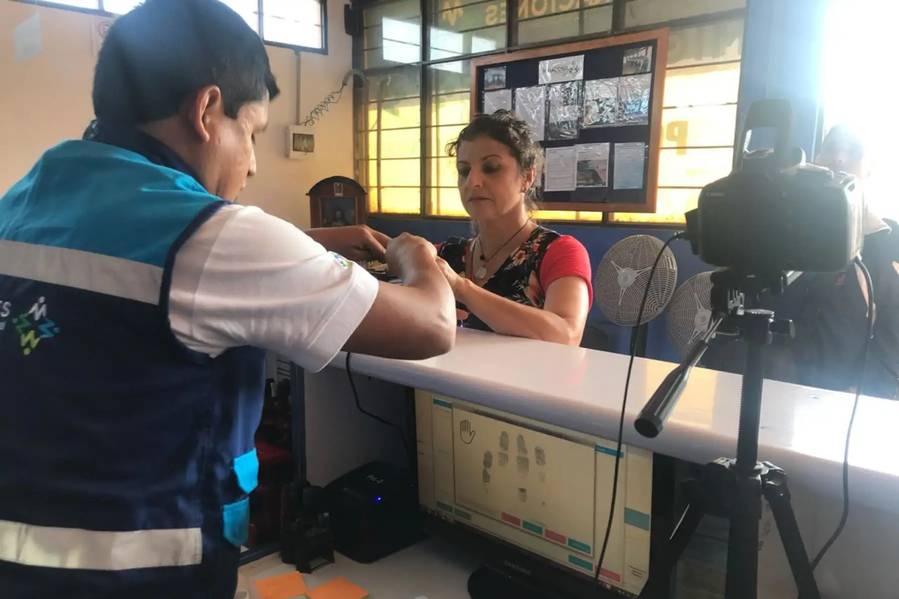La Superintendencia Nacional de Migraciones activó el Registro Fotográfico y Decadactilar de las personas extranjeras que a diario ingresan al país por el Puesto de Control Fronterizo de Iñapari, en Madre de Dios, para reforzar el control migratorio en esta zona fronteriza con Brasil.