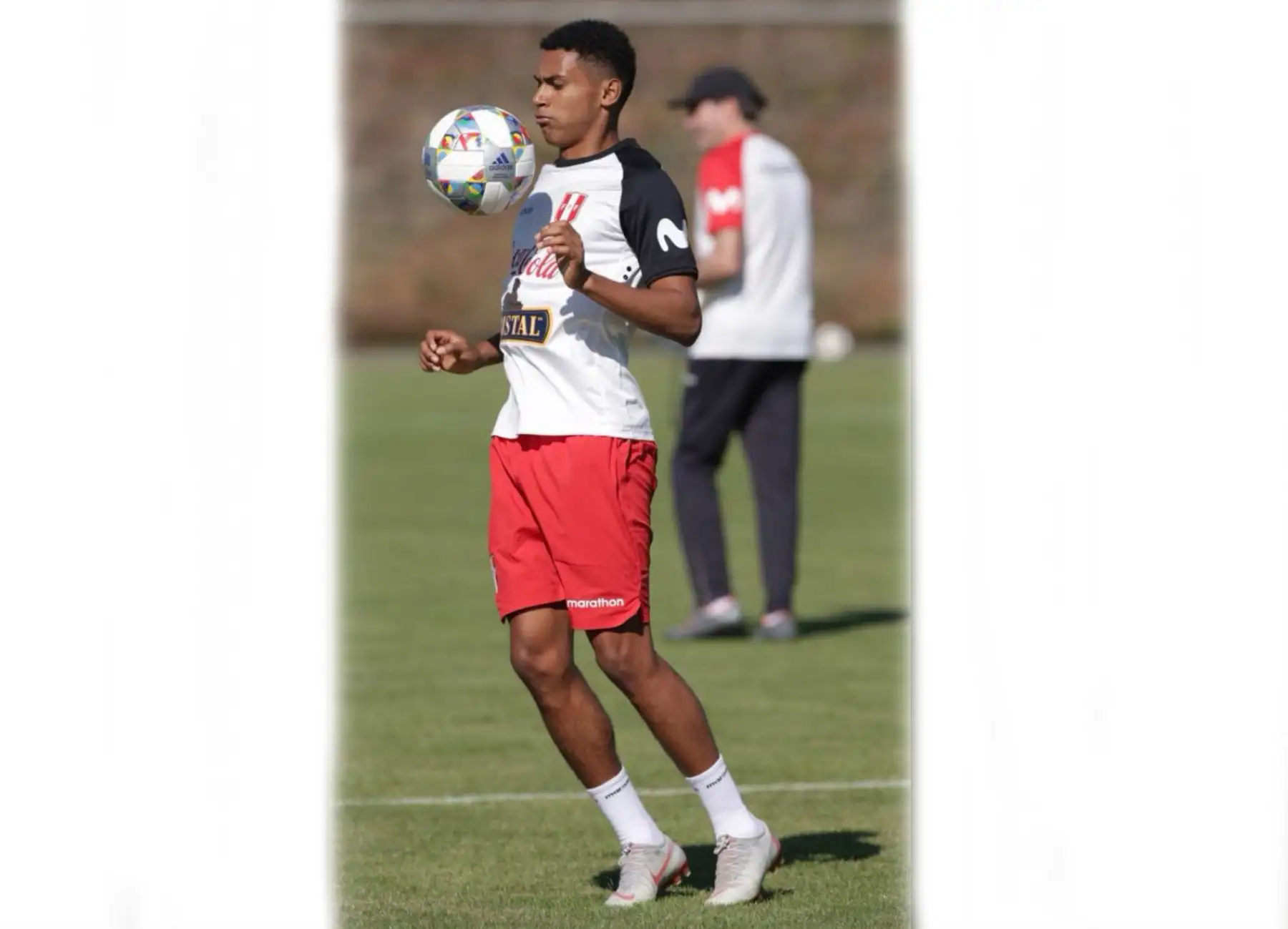 La Selección Peruana realizó su último entrenamiento en el estadio Mingolsheim , para enfrentar mañana un  último partido amistoso contra Alemania.Foto: ANDINA/FPF