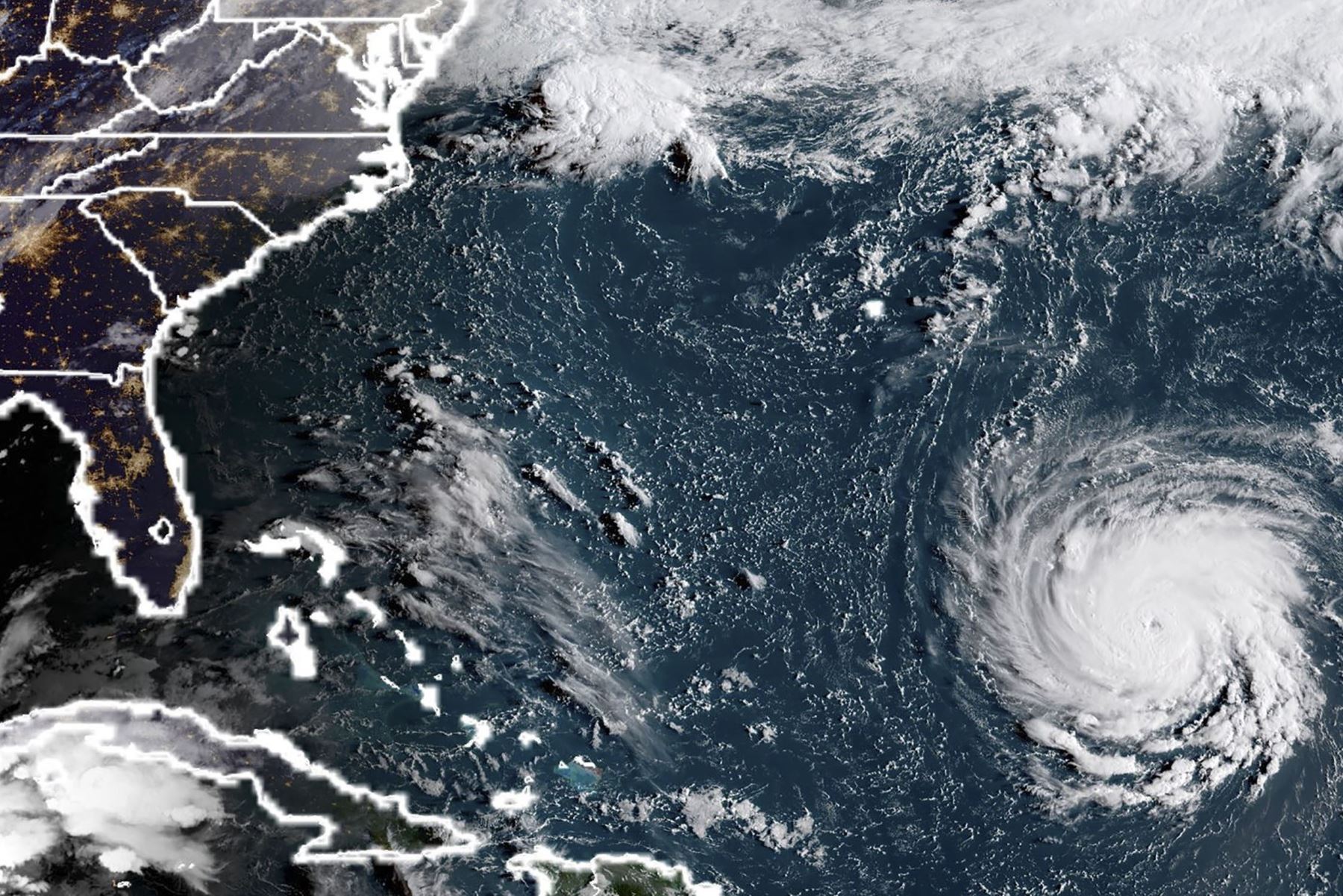 Imagen de satélite que muestra el huracán Florence en la costa este de los EE. UU. Foto: AFP