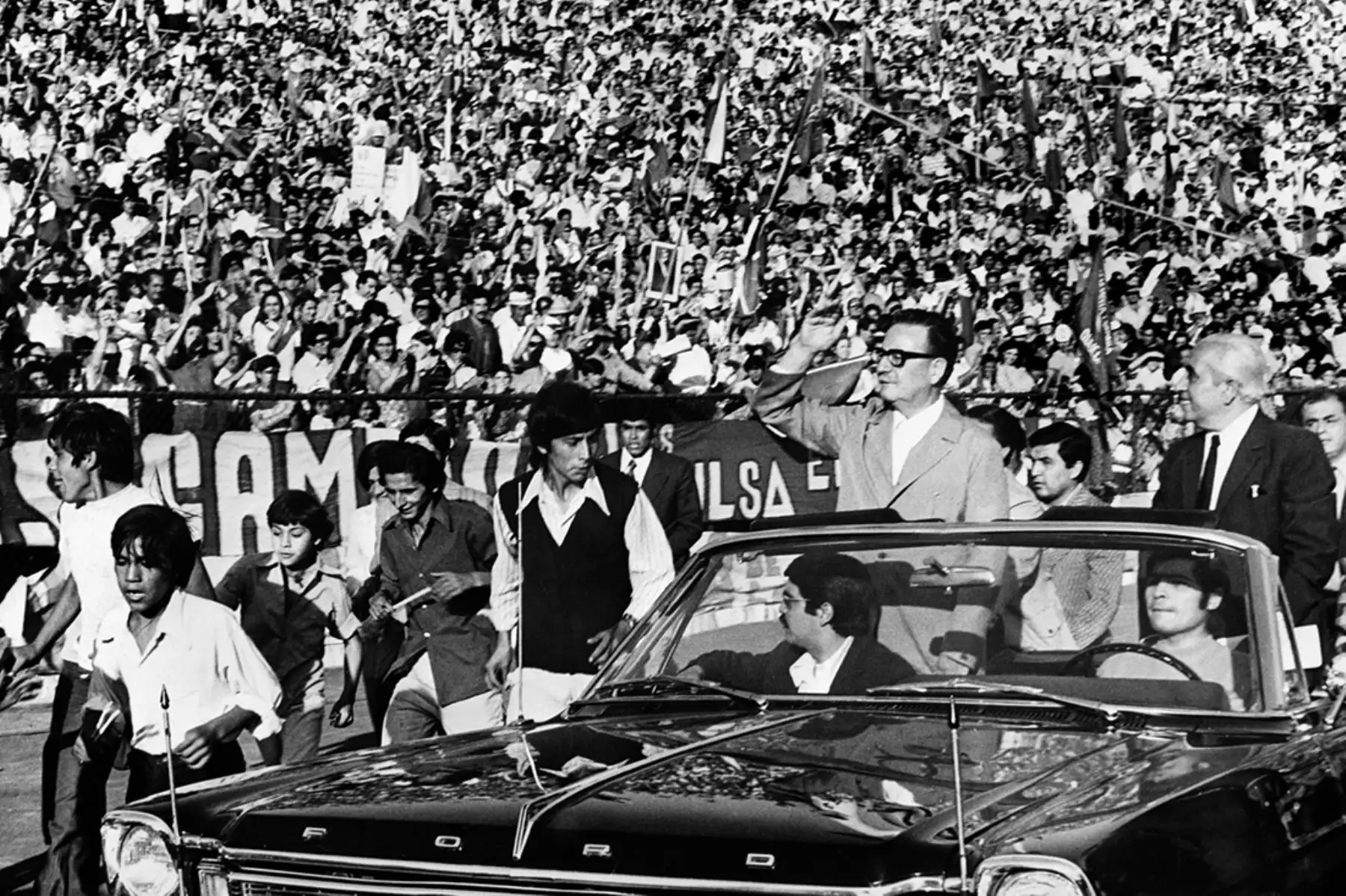El presidente chileno Salvador Allende durante una actividad electoral en febrero de 1973 en Santiago. Foto: AFP