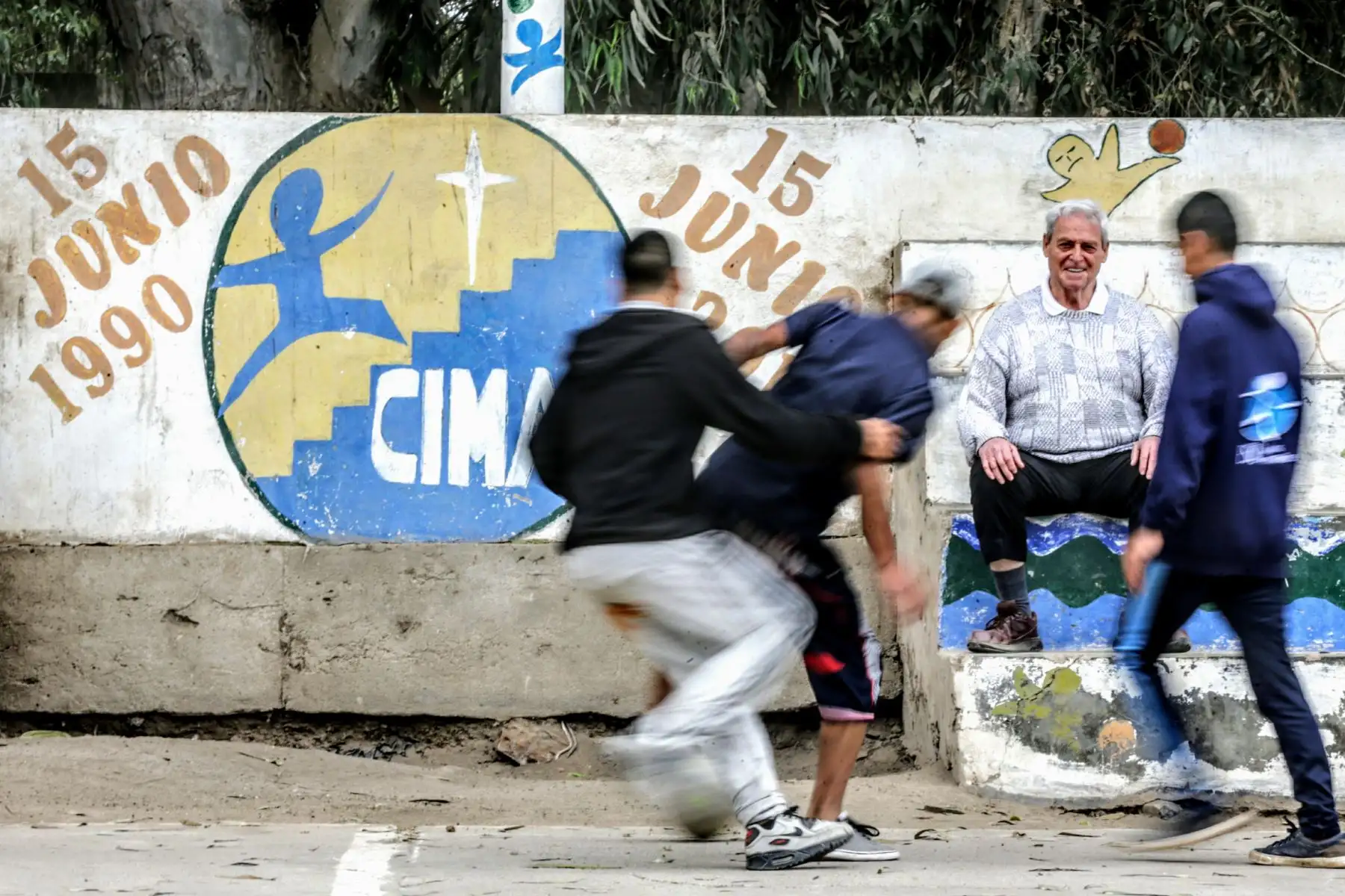 Viven hoy 50 niños y adolescentes de 9 a 17 años. Ellos están a cargo de tutores y el fin es su reinserción familiar. No hay un pago por su estadía, solo que “cuando ingresa un niño, ingresa toda la familia porque tienen un compromiso”. Foto: ANDINA/Luis Iparraguirre