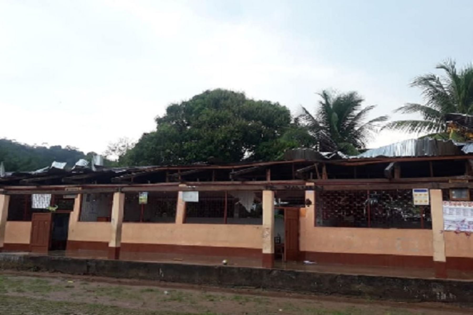 Vientos fuertes en San Martín dañaron 3 aulas de colegio en Lamas