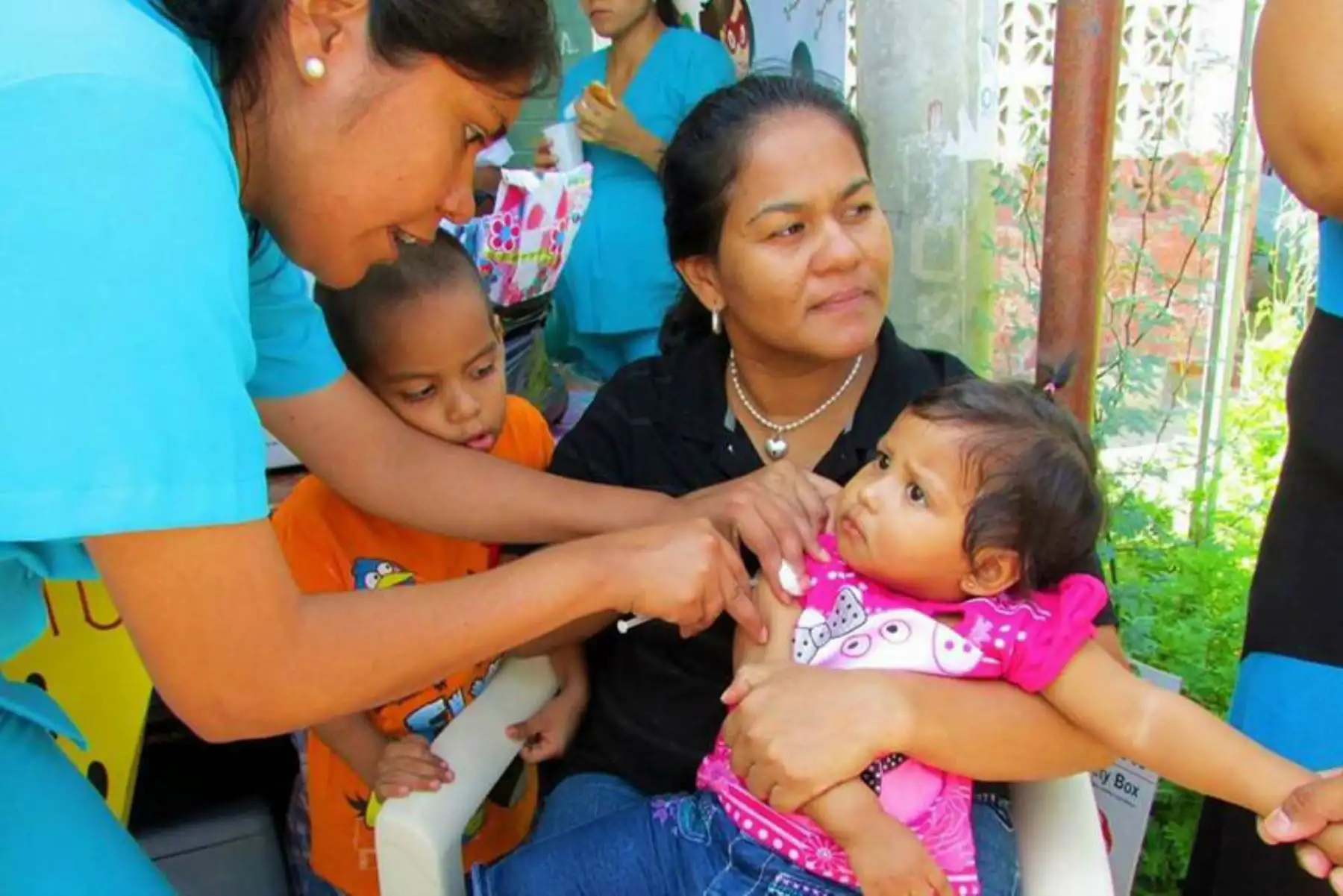 La Red de Salud Pacífico Norte indicó que 2,121 niños menores de 5 años han recibido las dos dosis de la vacuna SPR.