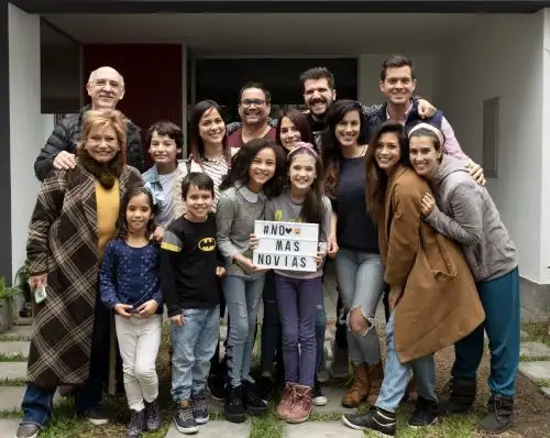 Elenco de "No más novias" fue a primera lectura de guión.