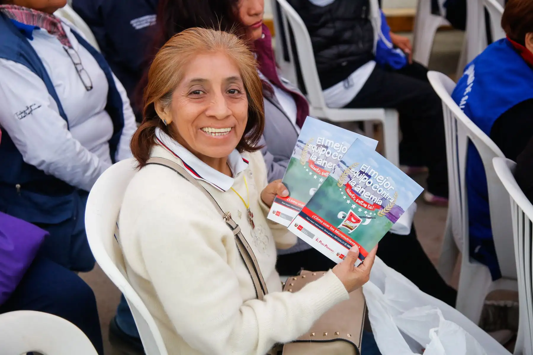 Ministra Silvia Pessah visitò casa por casa a familias de Lima Norte para combatir la anemia, en el populoso distrito de Independencia.Foto: ANDINA/Minsa