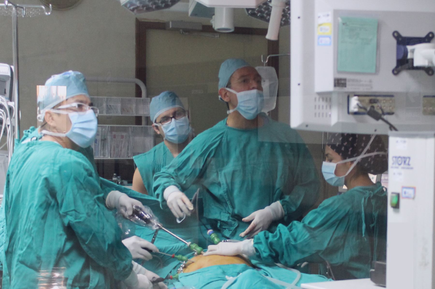 El director ejecutivo del Departamento de Urología Oncológica del INEN, Víctor Destéfano Urrutia, participará en curso de capacitación en Cusco.