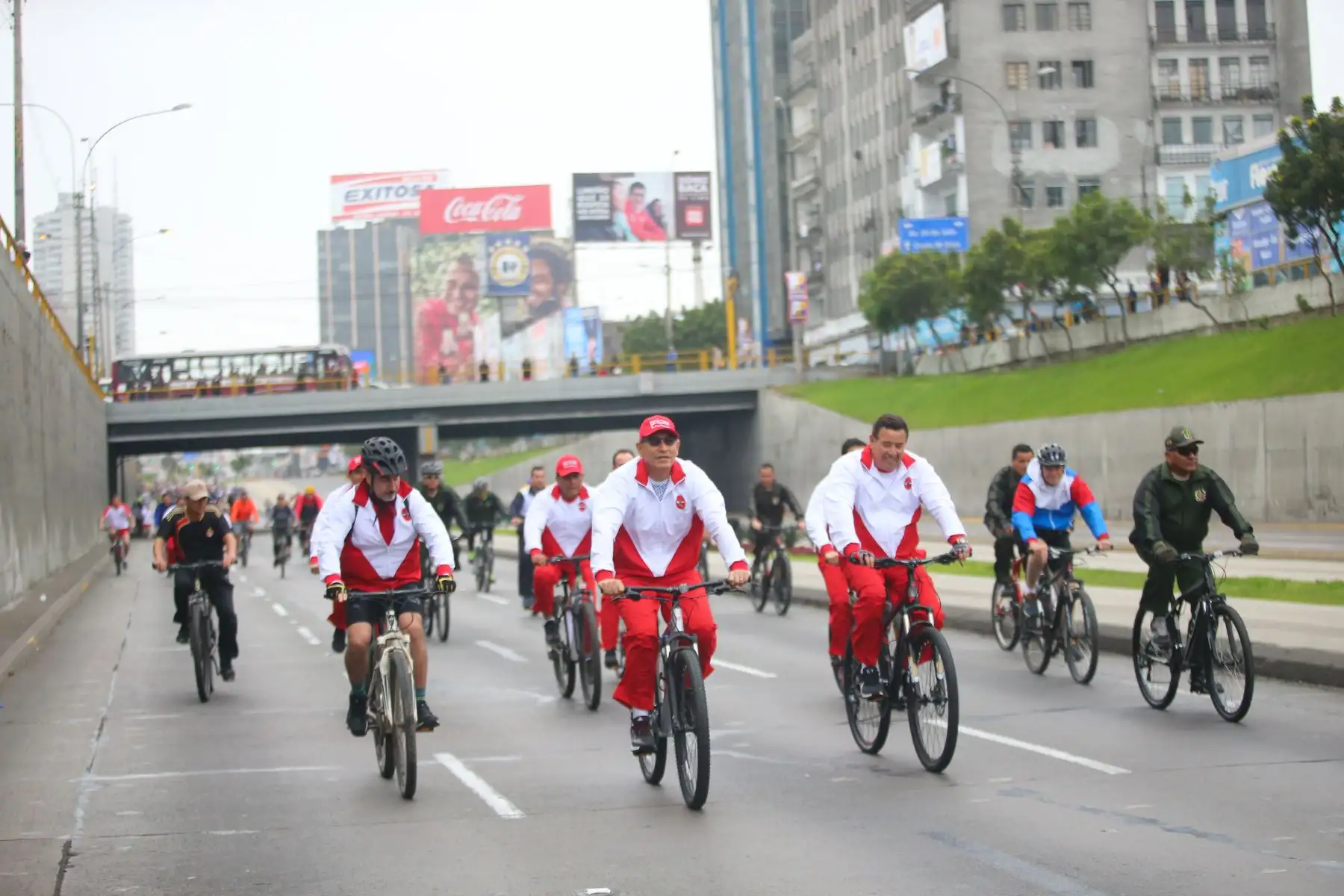 Presidente Martín Vizcarra participò en carrera cívico militar de las Fuerzas Armadas.Foto: ANDINA/Prensa Presidencia