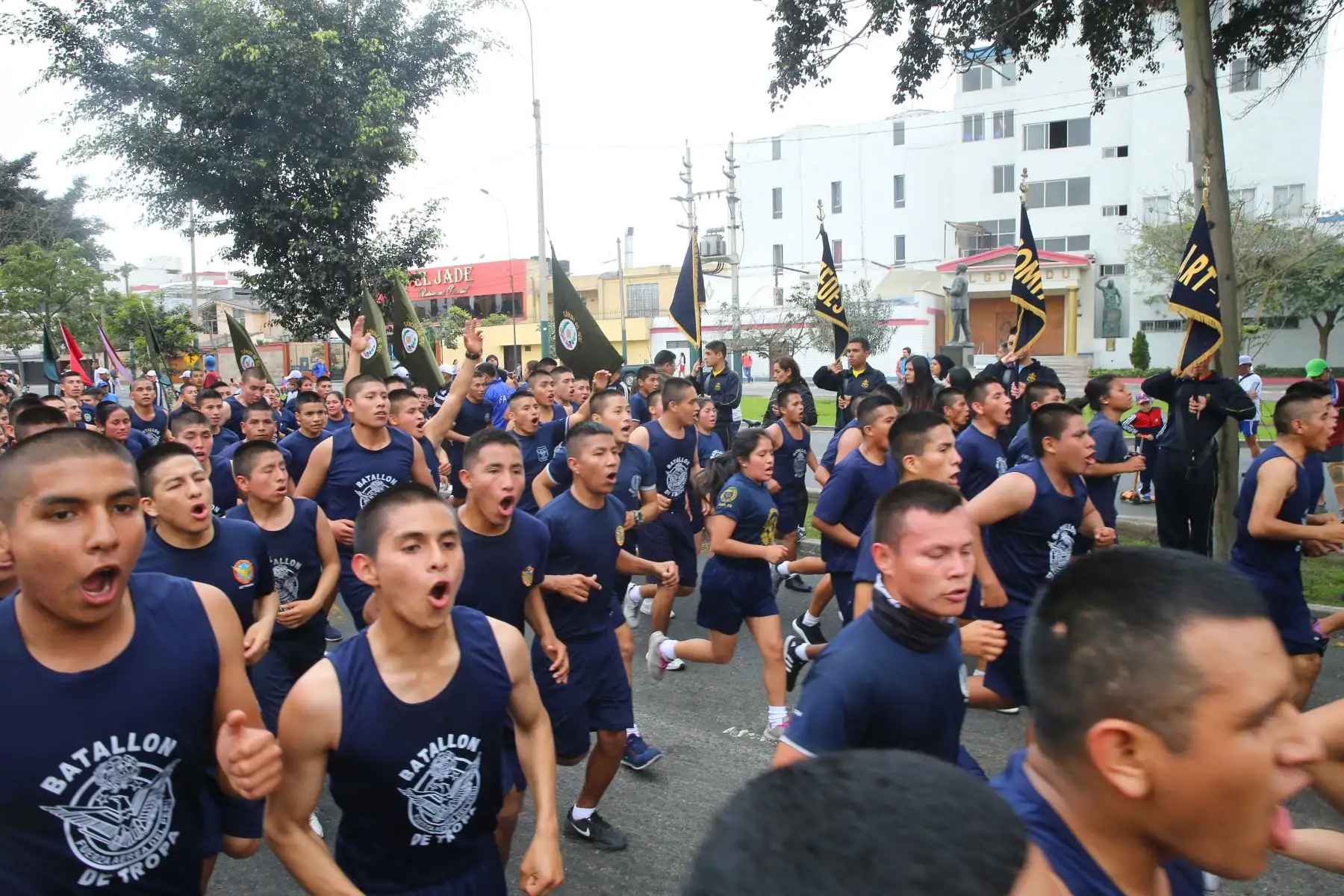 Presidente Martín Vizcarra participò en carrera cívico militar de las Fuerzas Armadas.Foto: ANDINA/Prensa Presidencia