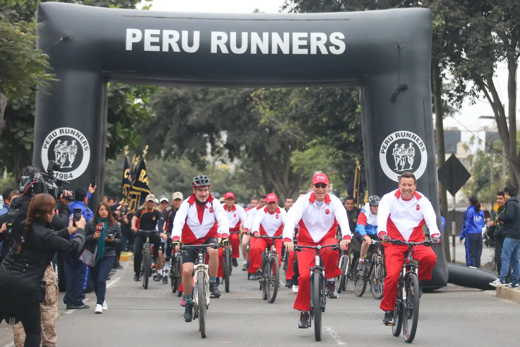 Presidente Martín Vizcarra participò en carrera cívico militar de las Fuerzas Armadas.Foto: ANDINA/Prensa Presidencia