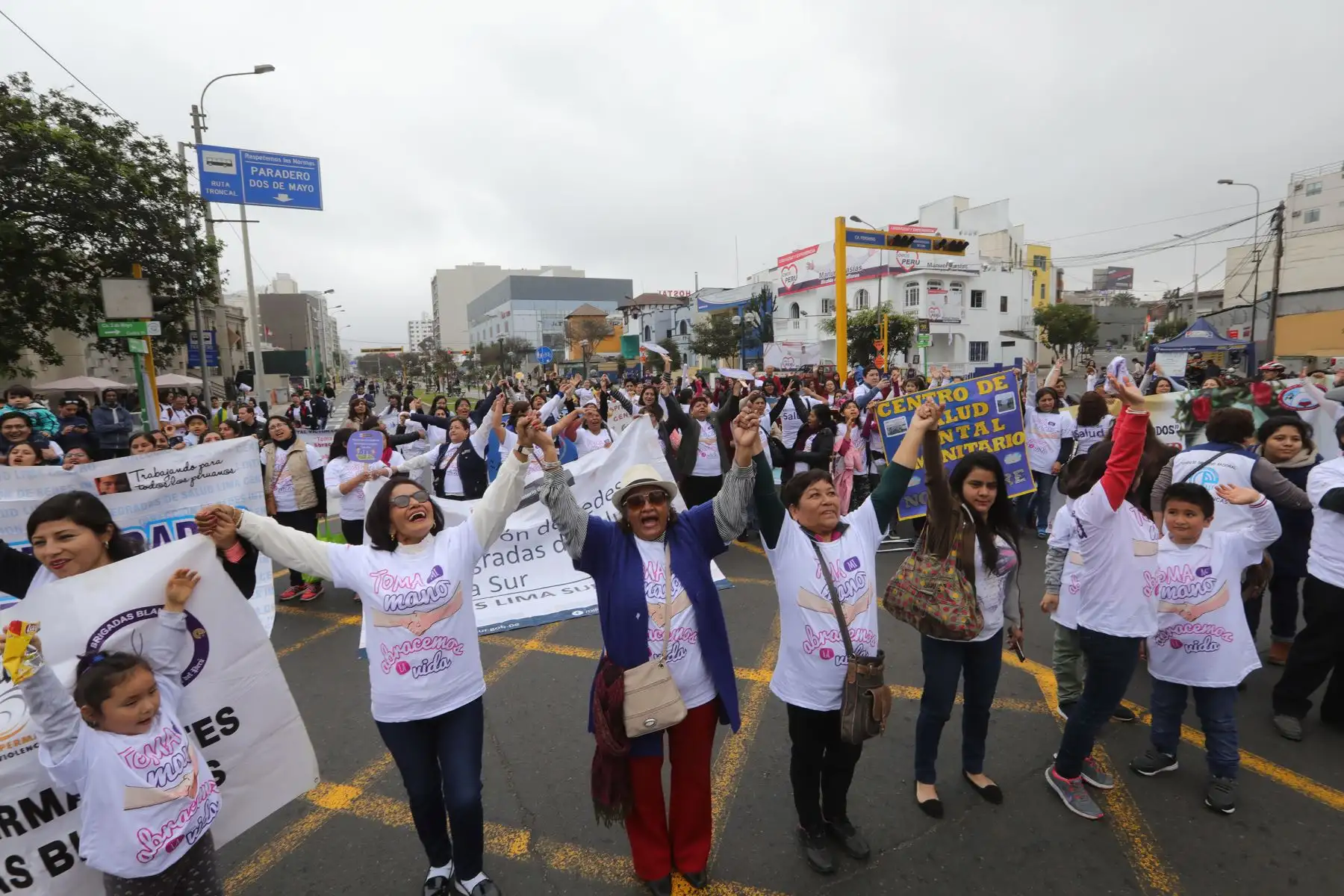 Ministra de Salud  Silvia Pessah , participó en campaña “Toma mi mano. Abracemos la vida” por el Día Mundial de la Prevención del Suicidio.Foto:ANDINA/Minsa