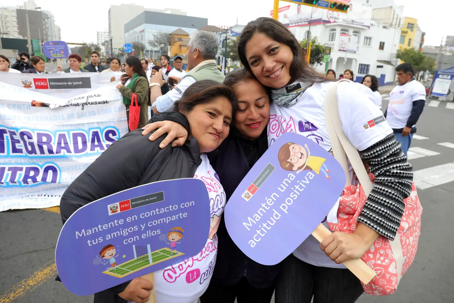 Ministra de Salud  Silvia Pessah , participó en campaña “Toma mi mano. Abracemos la vida” por el Día Mundial de la Prevención del Suicidio.Foto:ANDINA/Minsa