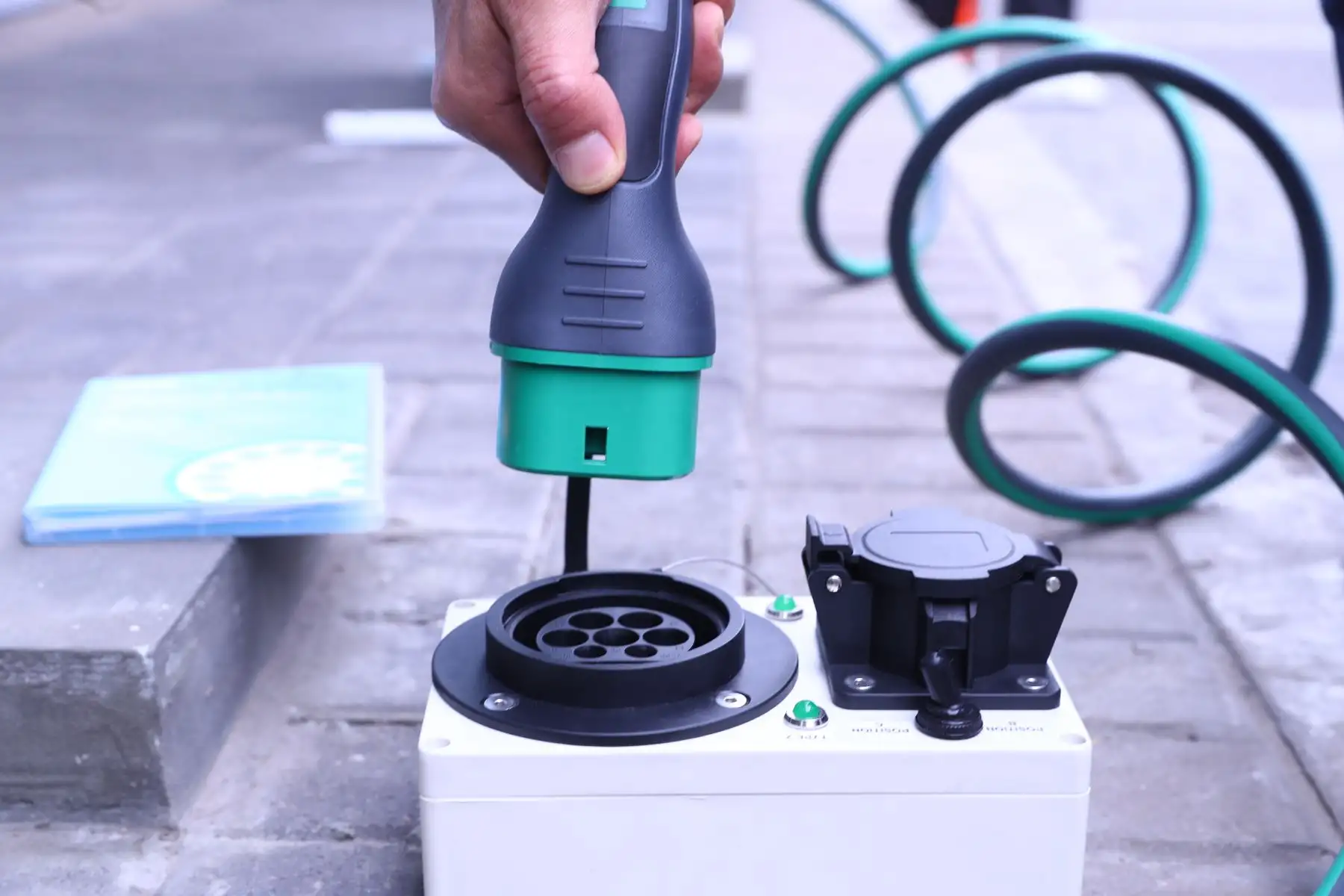 Contribuye a la reducción de la contaminación sonora debido a que eliminan el ruido del motor.Foto: ANDINA/Minem