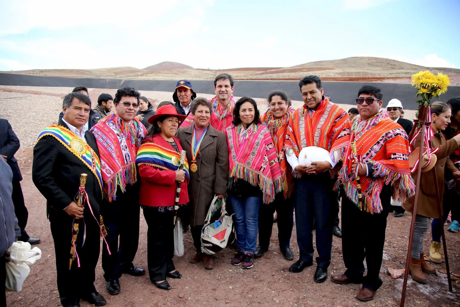 Ministra del Ambiente, Fabiola Muñoz, participó en la inauguración del relleno sanitario y la planta de tratamiento de las aguas residuales en la provincia cusqueña de Urubamba. Foto: ANDINA/Ministerio del Ambiente