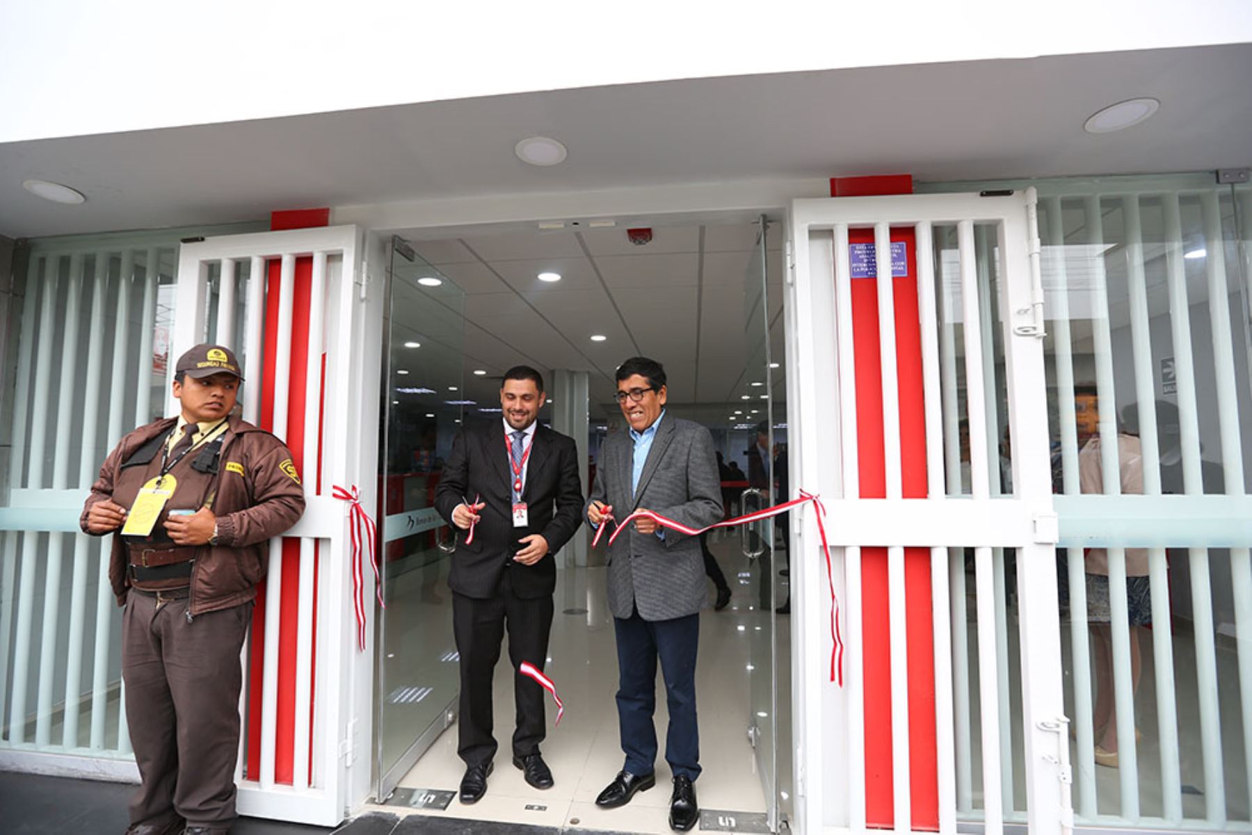 Banco de la Nación inaugura agencia en distrito más poblado del Perú. Foto: ANDINA/Difusión.