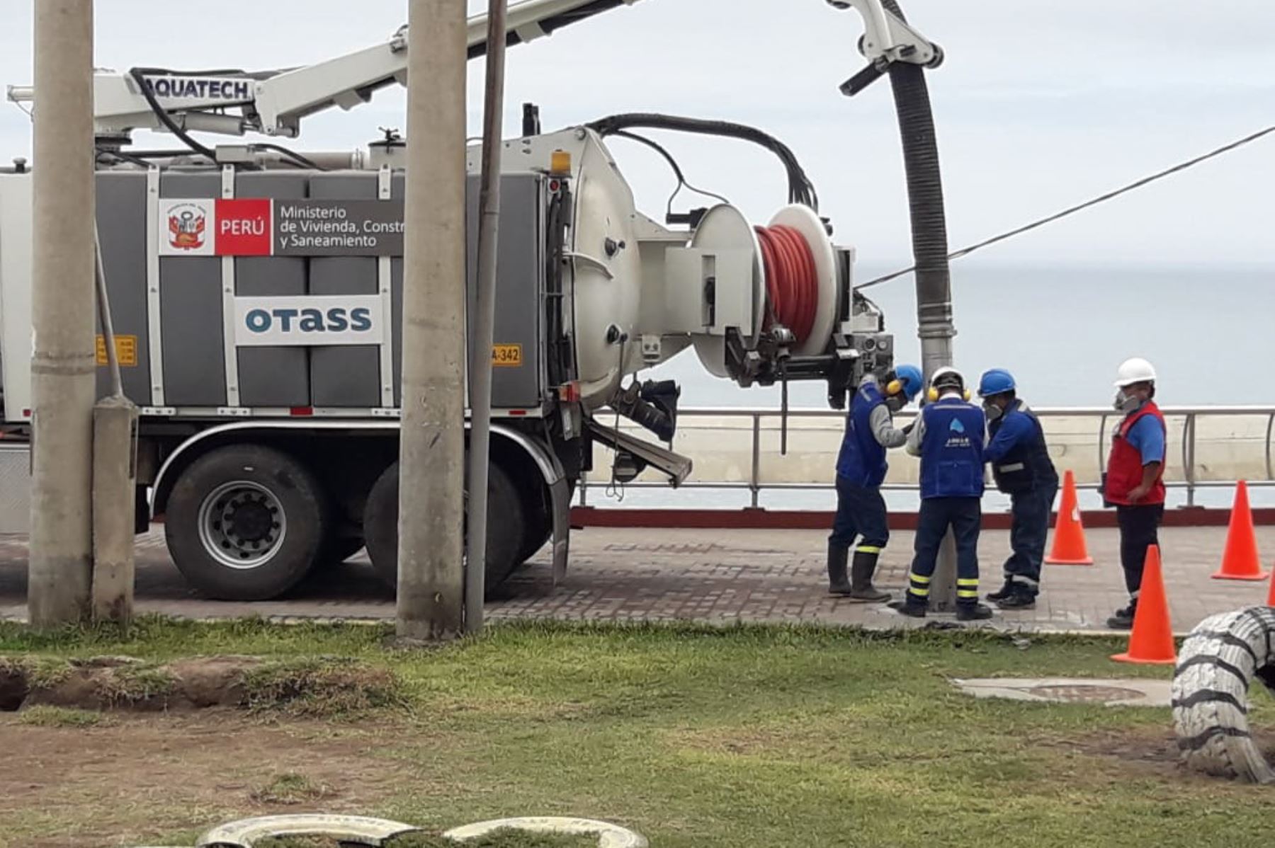 Programa "Operación alcantarillado" limpiará 45 kilómetros de desagüe de 48 sectores de Barranca.