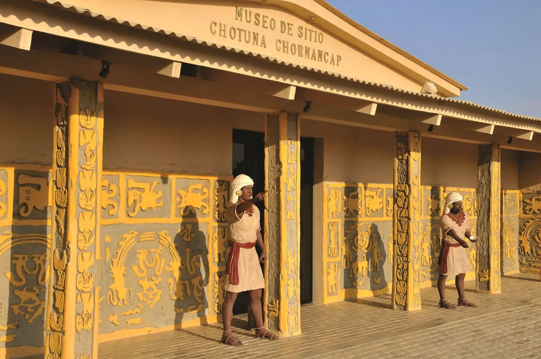 El Museo de Sitio Chotuna-Chornancap, emplazado entre las imponentes huacas Chotuna y Chornancap, cumple hoy nueve años al servicio de la cultura, período en el cual ha recibido a más de 39,400 visitantes, entre nacionales y extranjeros. Foto: ANDINA/Difusión