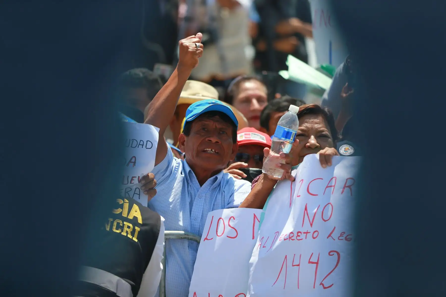 Población saluda las reformas de justicia y política para combatir la corrupción, que presentò , el ejecutivo al congreso .Foto: ANDINA/Prensa Presidencia