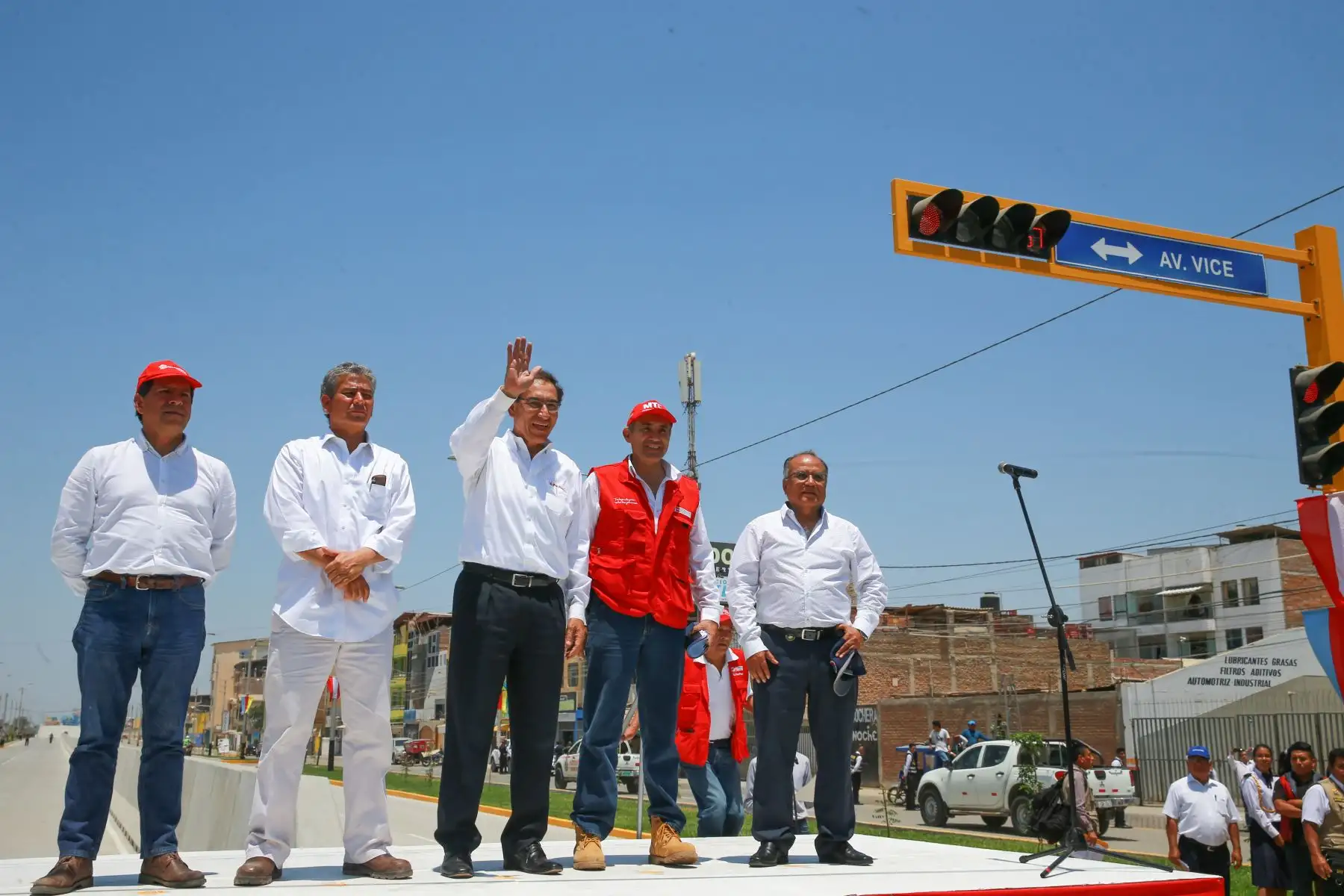 Jefe de Estado Martín Vizcarra inauguró obras de infraestructura vial en el distrito de Lancones, provincia de Sullana (Piura).Foto: ANDINA/Prensa Presidencia