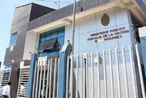 El Juzgado de Investigación Preparatoria de Huarmey, en la región Áncash, realizará a las 09:00 horas de hoy jueves 20, la audiencia donde evaluará el pedido de prisión preventiva solicitado para Danyk Farfán Retto, la mujer acusada de haber abusado sexualmente de sus dos menores hijas.