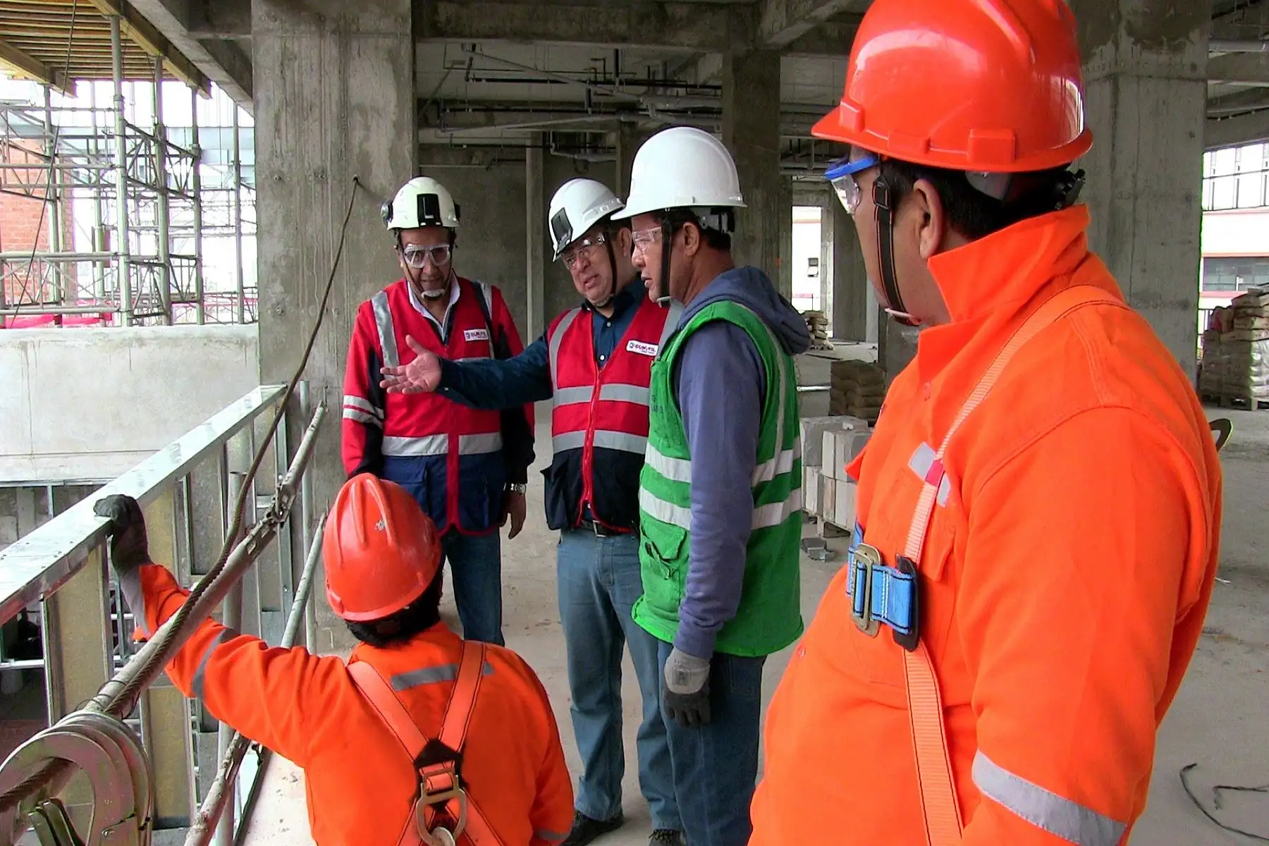 Paralizan obras de construcción civil que ponían en riesgo a 236 trabajadores Foto: Sunafil