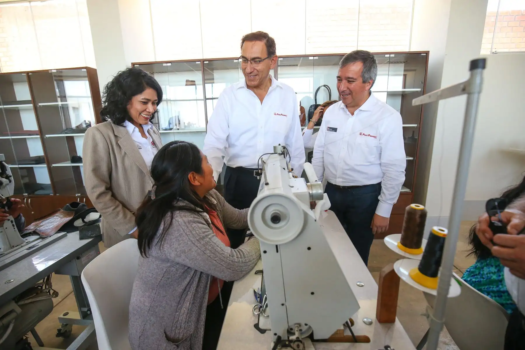 Presidente de la República, Martín Vizcarra, visitò el centro de innovación productiva y transferencia tecnológica de cuero y calzado en Arequipa.Foto: Presidencia Perù/Juan Carlos Guzman