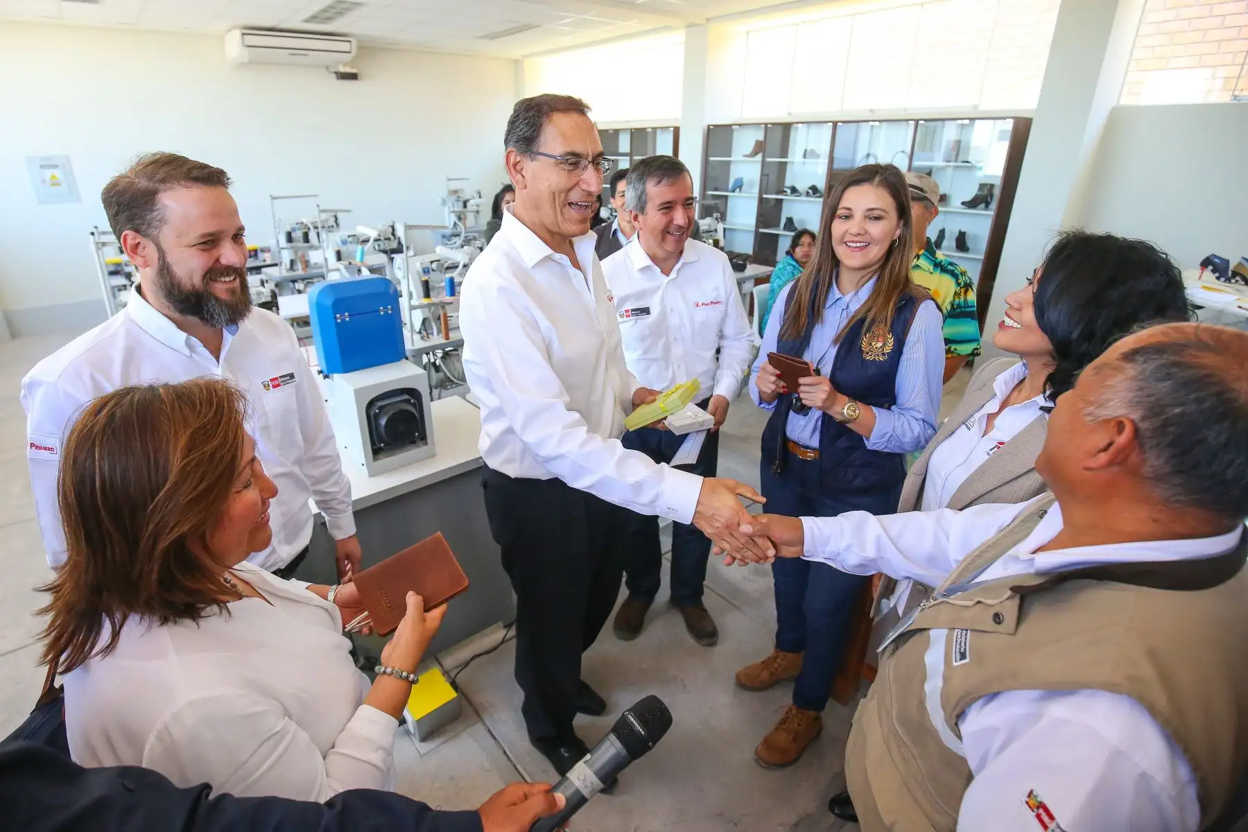 Presidente de la República, Martín Vizcarra, visitò el centro de innovación productiva y transferencia tecnológica de cuero y calzado en Arequipa.Foto: Presidencia Perù/Juan Carlos Guzman