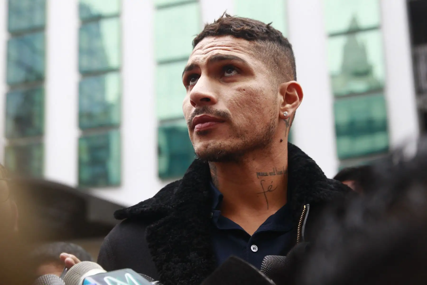 Salida de Paolo Guerrero del Swissotel luego de la inspección judicial por el caso de dopaje. Foto: ANDINA/Eddy Ramos Salida de Paolo Guerrero del Swissotel luego de la inspección judicial por el caso de dopaje. Foto: ANDINA/Eddy Ramos