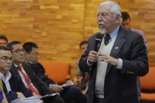 En los seis primeros meses de la actual gestión, el Ministerio de Vivienda, Construcción y Saneamiento transfirió más de 125 millones al Gobierno Regional y a los municipios de la región Cajamarca para la ejecución de 63 proyectos de saneamiento, informó el ministro Javier Piqué.