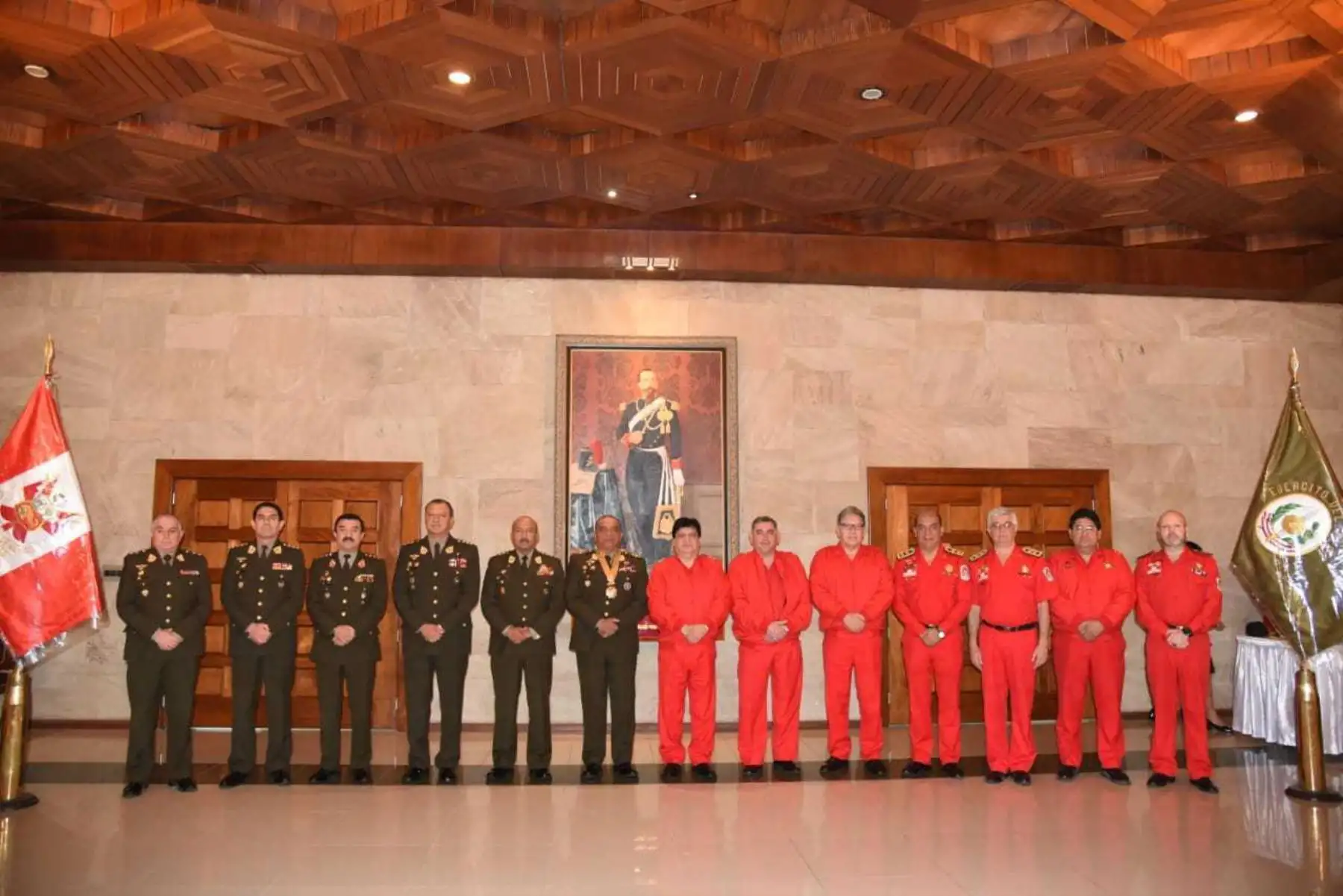 Con la finalidad de optimizar el control y extinción de incendios forestales, el Ejército del Perú y el Cuerpo General de Bomberos Voluntarios del Perú suscribieron un convenio marco de cooperación que permitirá sumar esfuerzos y recursos disponibles para la atención de este tipo de emergencias.